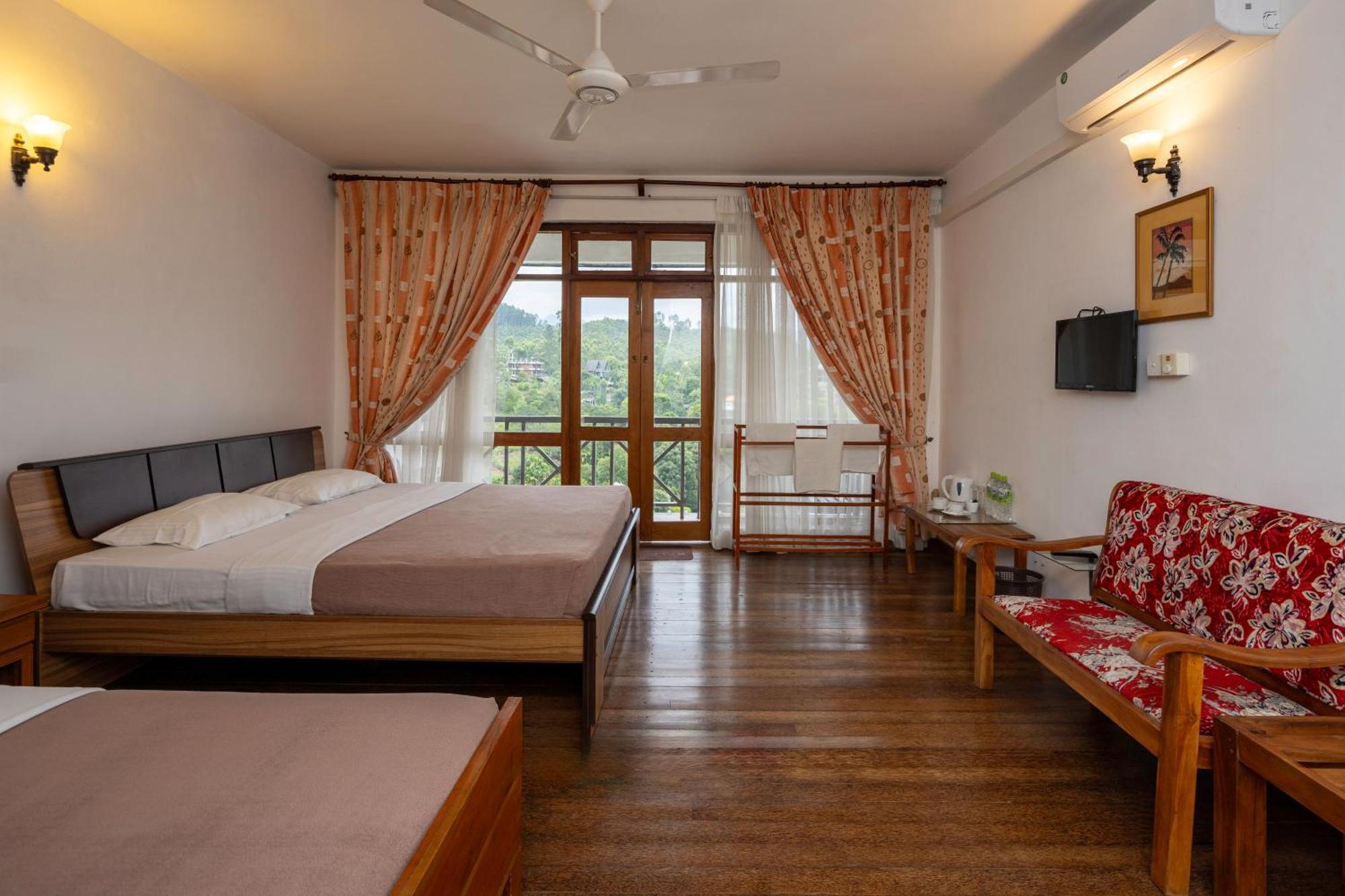 Hotel Alta Vista 3*