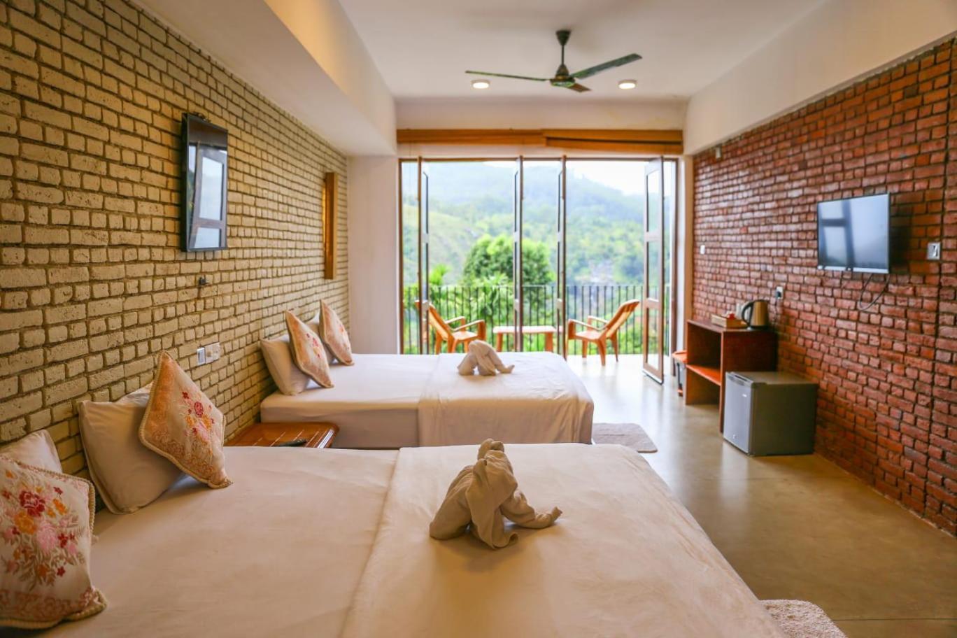 Hillcrest Bed & Breakfast