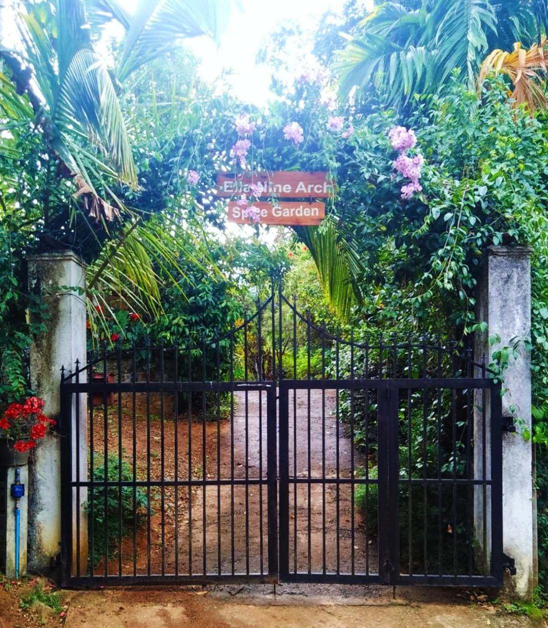 Nine Arch Spice Garden Hotel