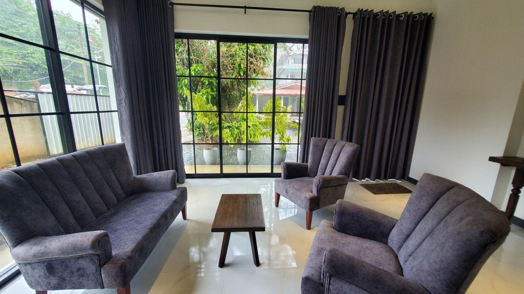 Ella Inn Hotel Bed & Breakfast *