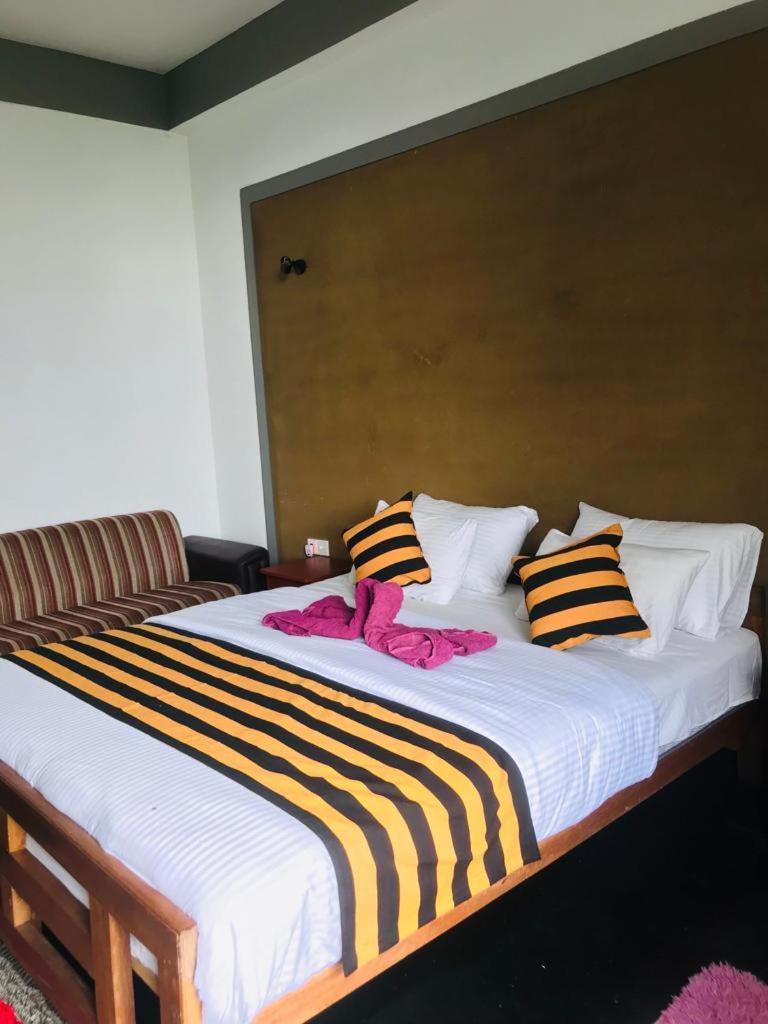 Monarch Guest house