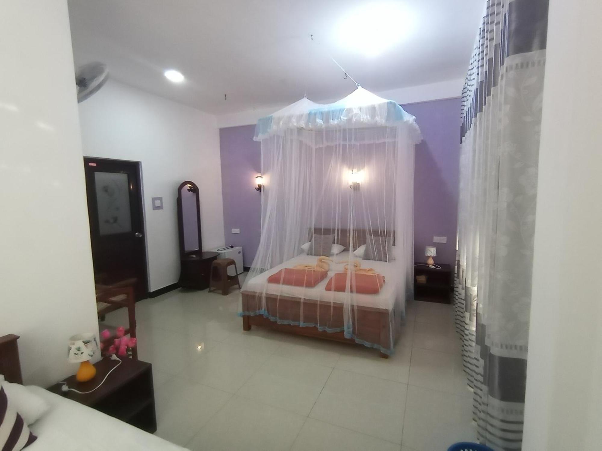 Littleadems View Bed & Breakfast