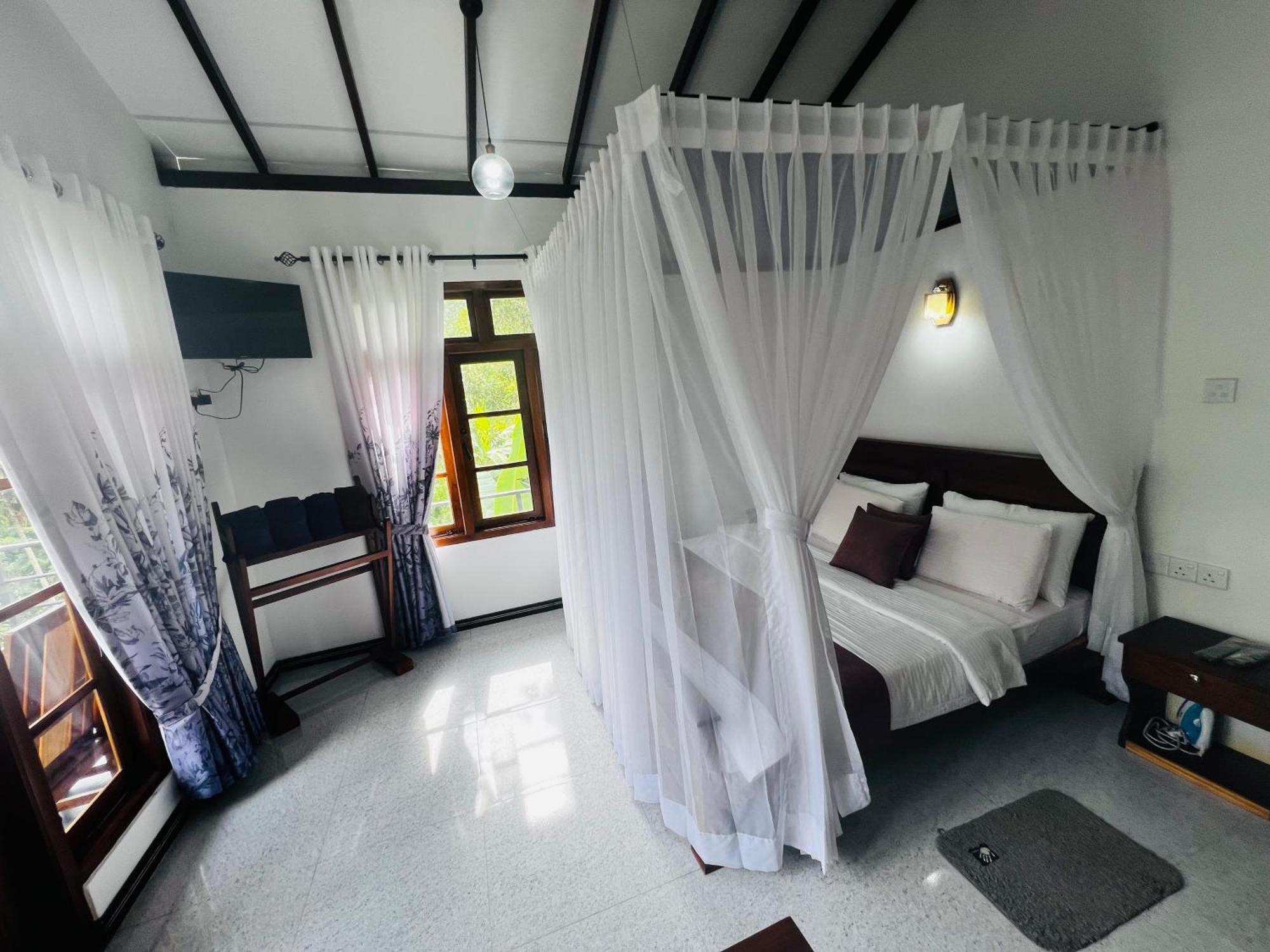 Rest Full Homestay