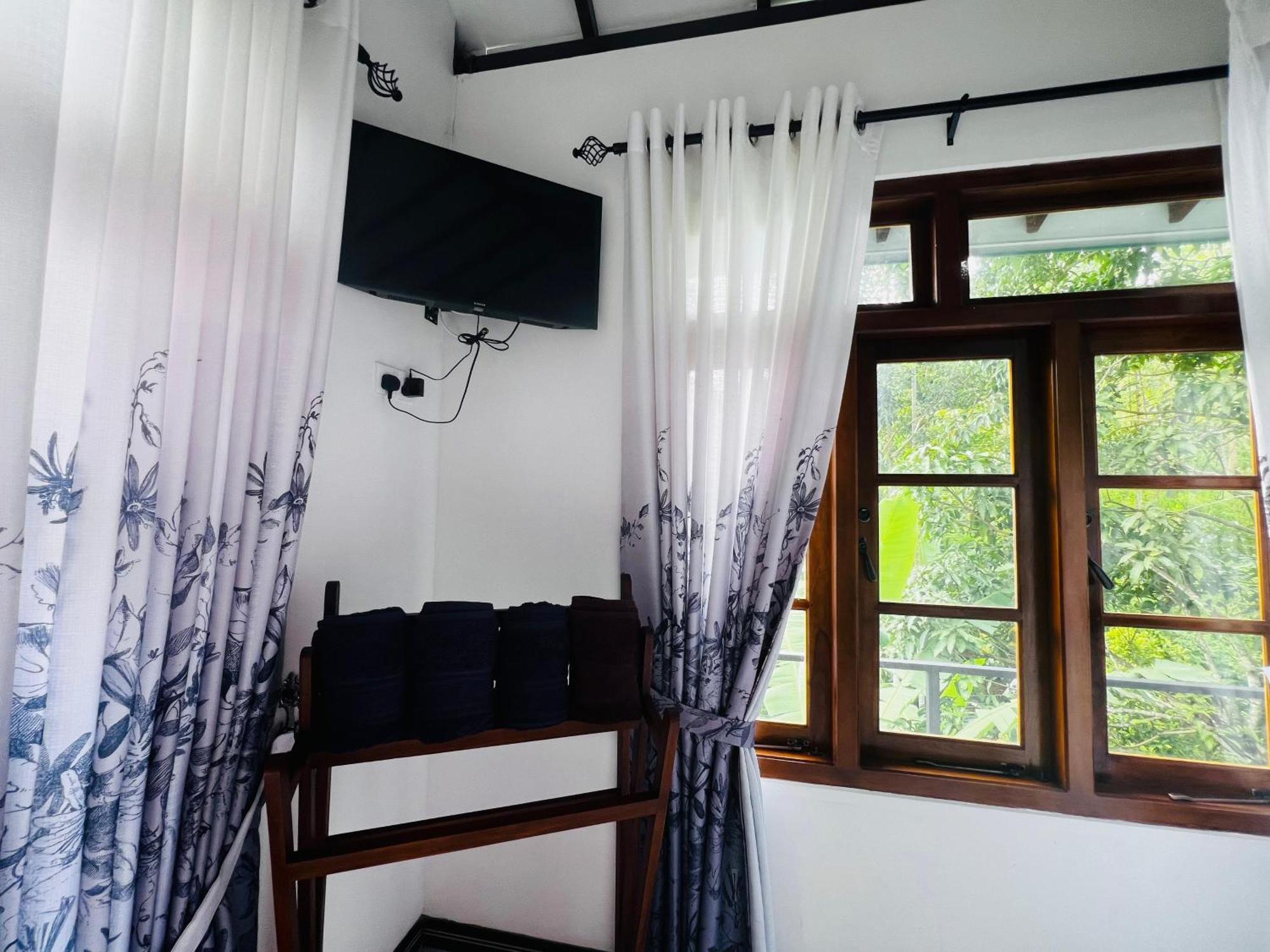 Homestay Rest Full