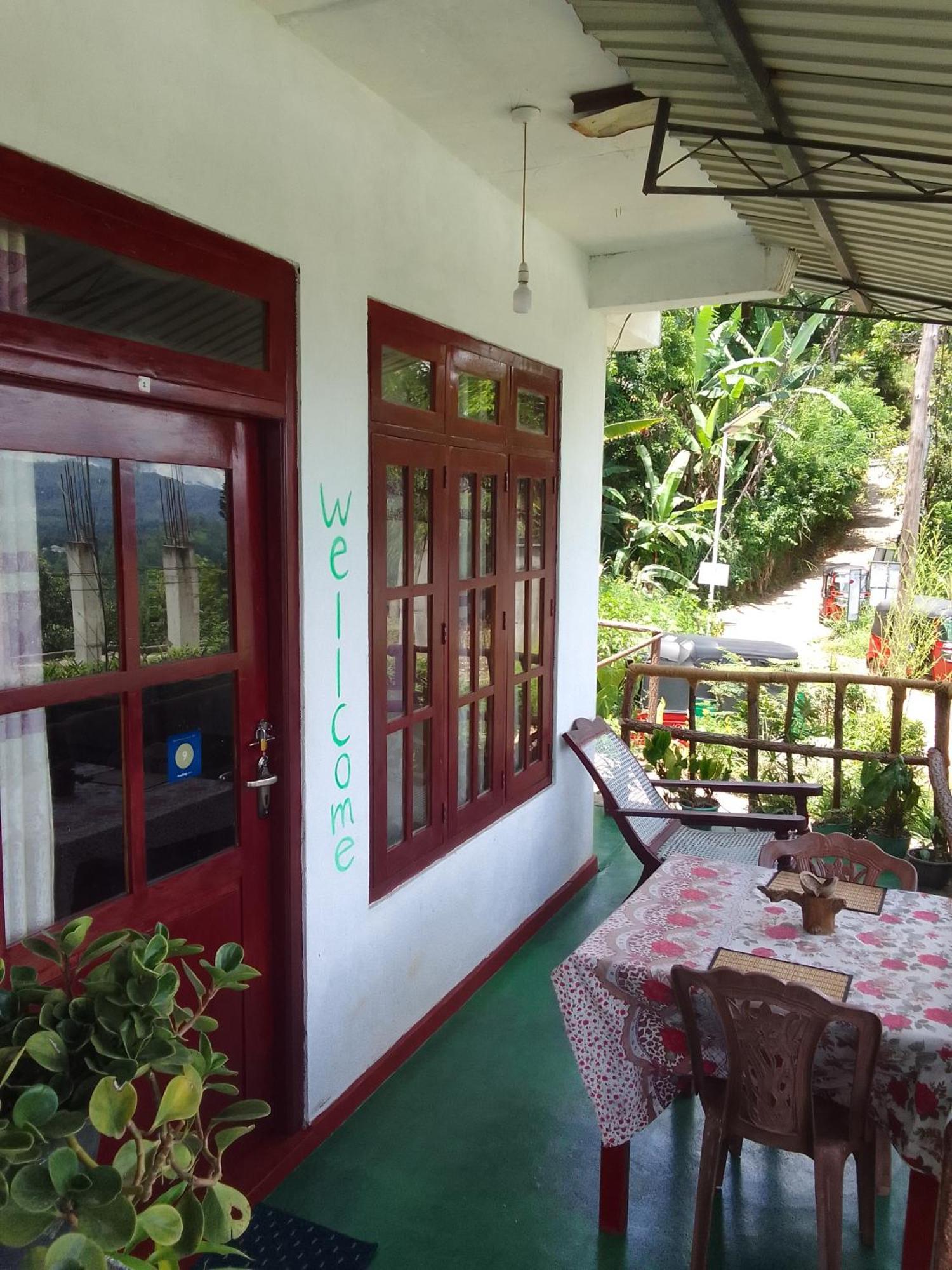 Homestay Elegant Hill *