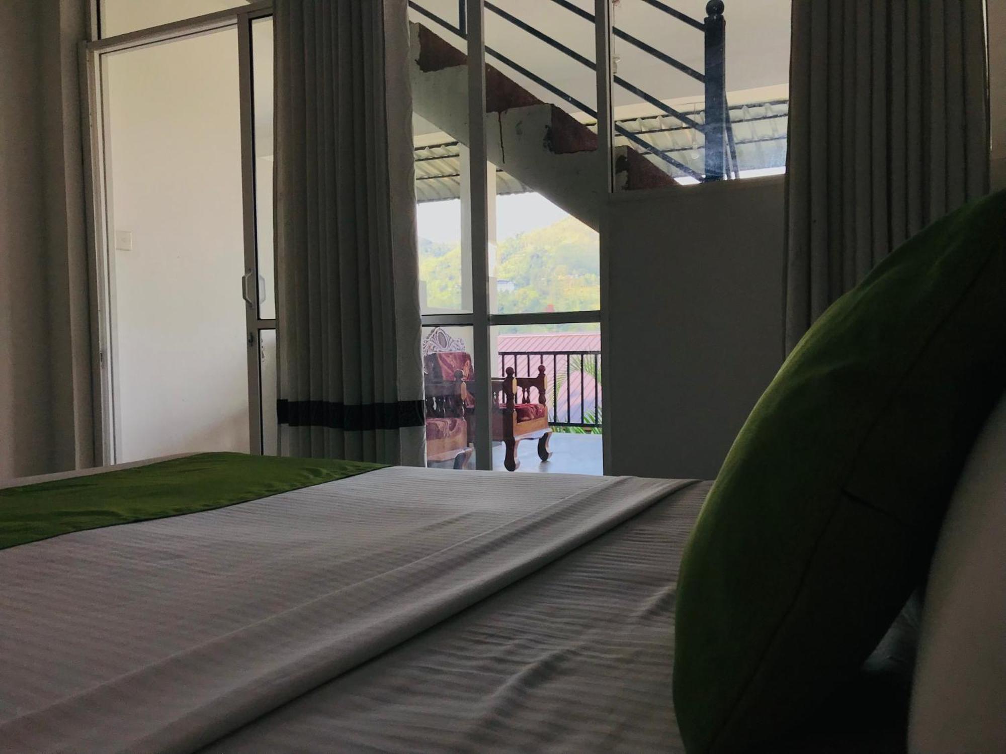 Jayamali Homestay *