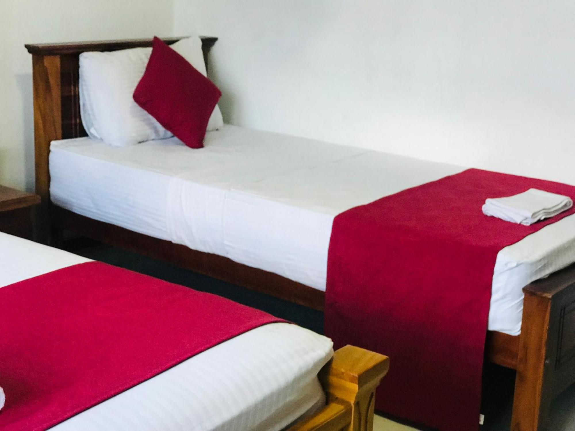 Jayamali Homestay *