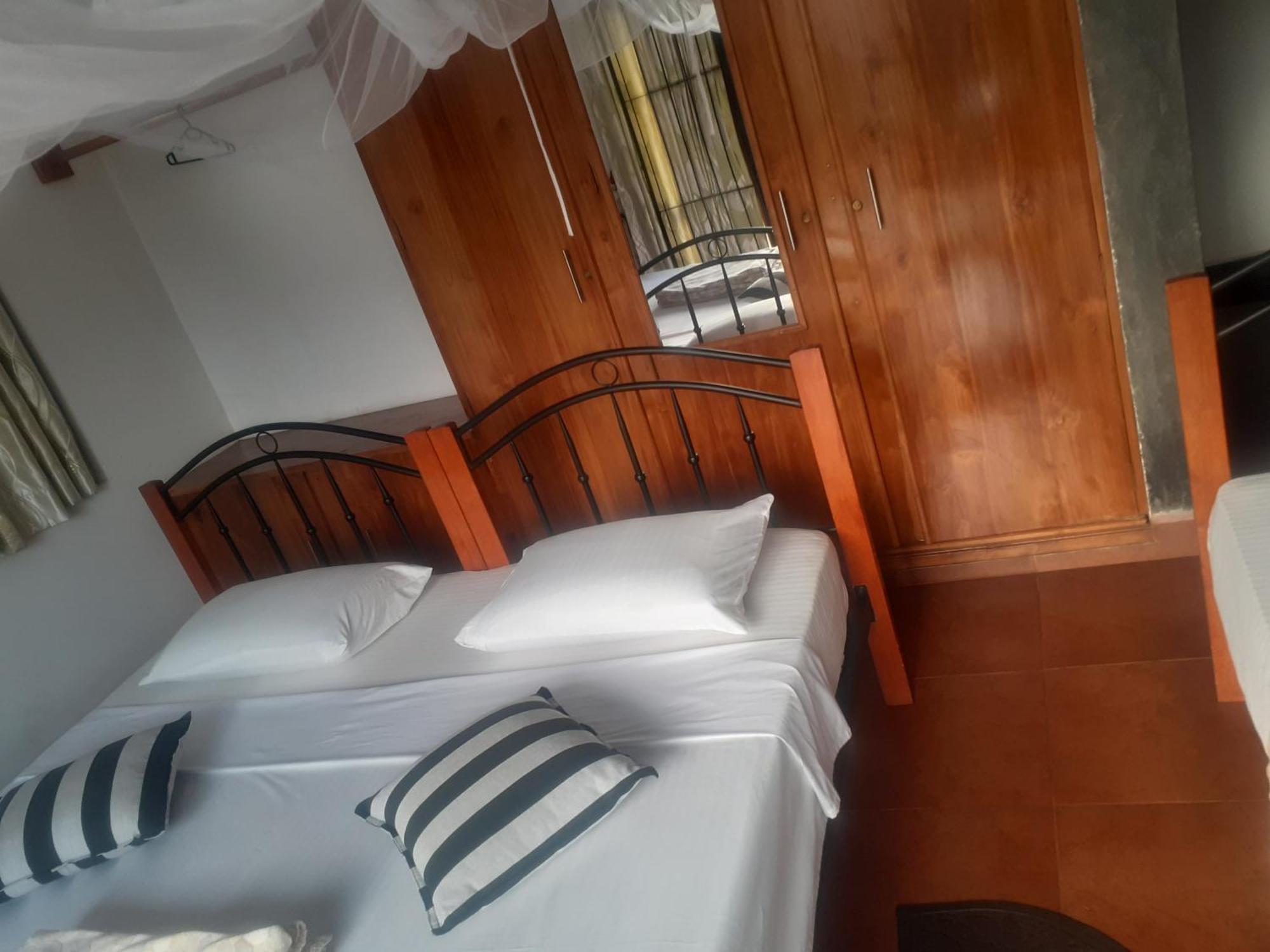 Bed & Breakfast Floating View