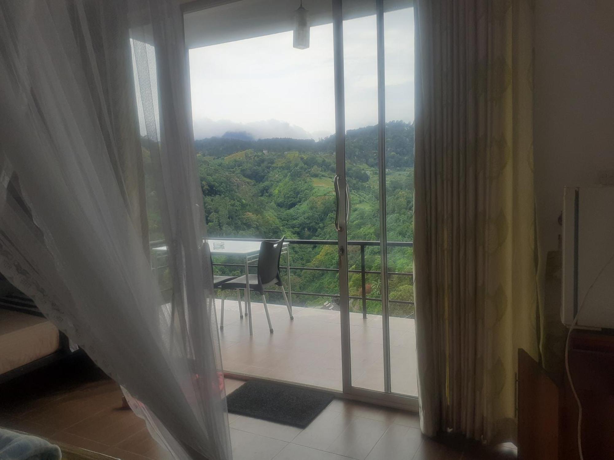 Floating View Bed & Breakfast Ella