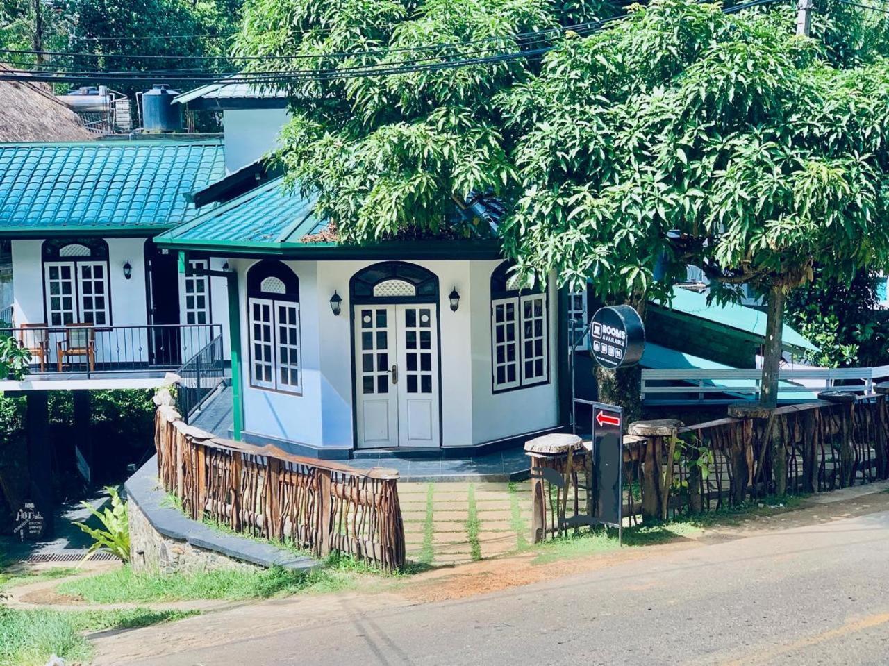 Gypsies Guest house Ella