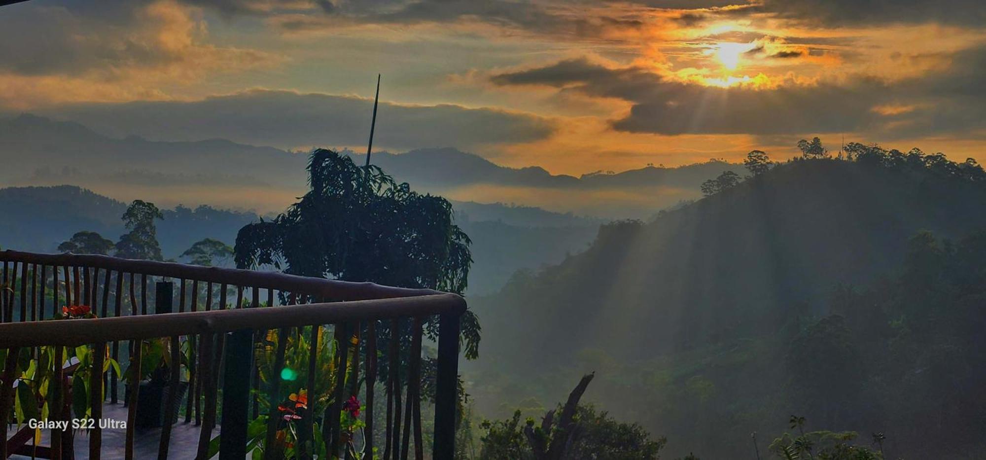 Homestay Rainbow Sky *