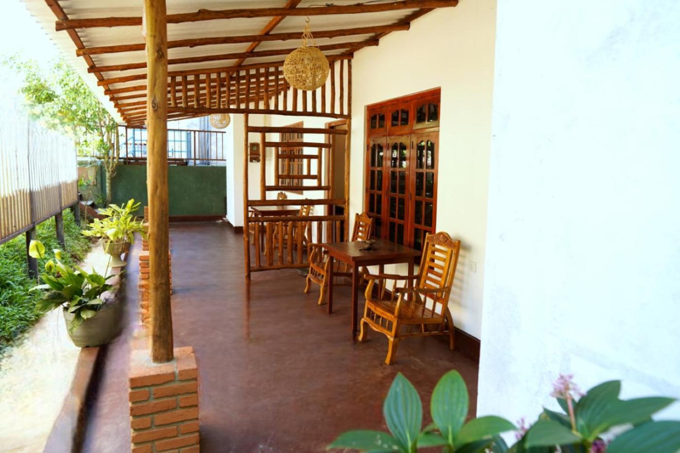 Inn Pub Ceylon *
