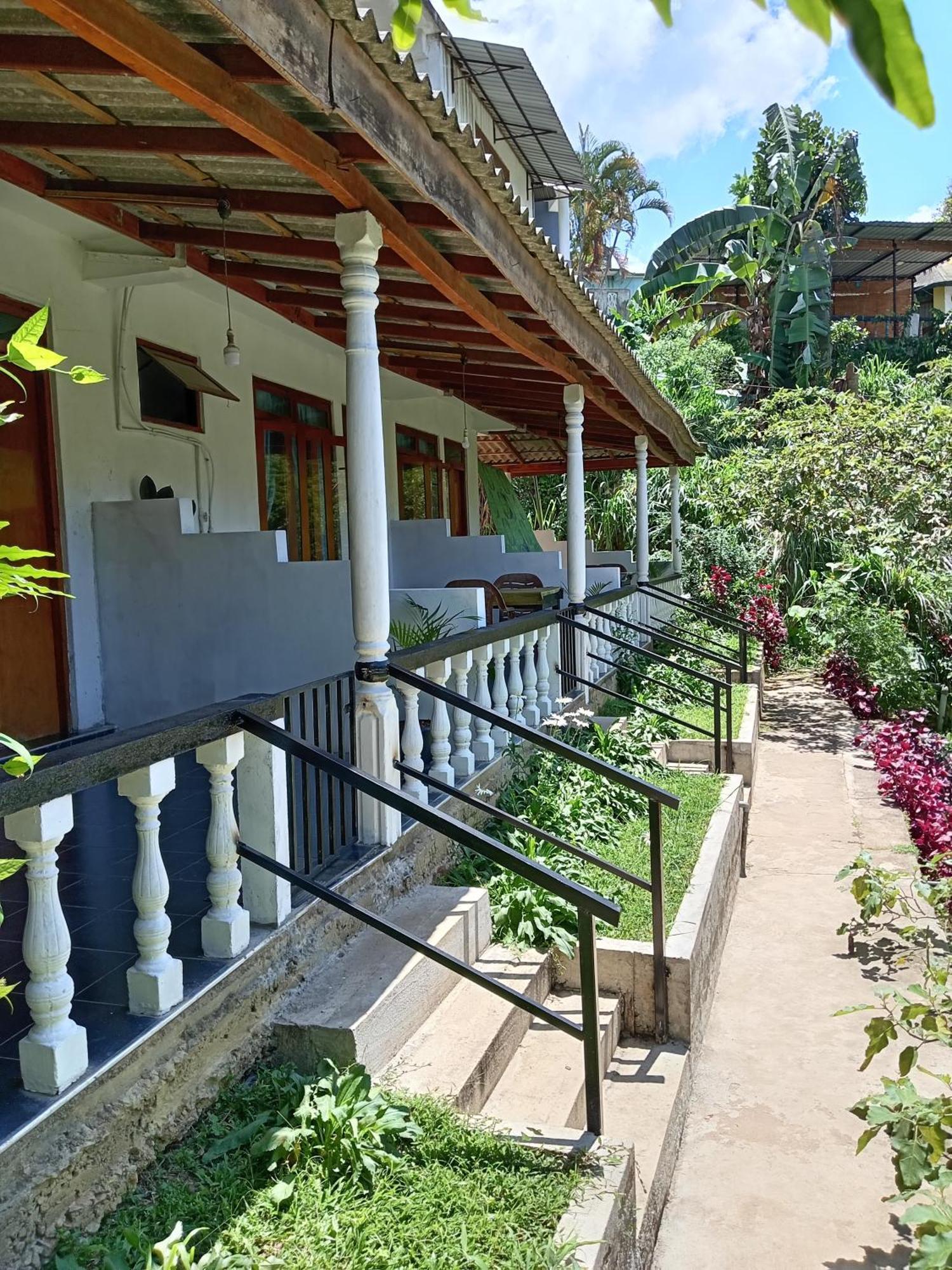 Soorya Guest house