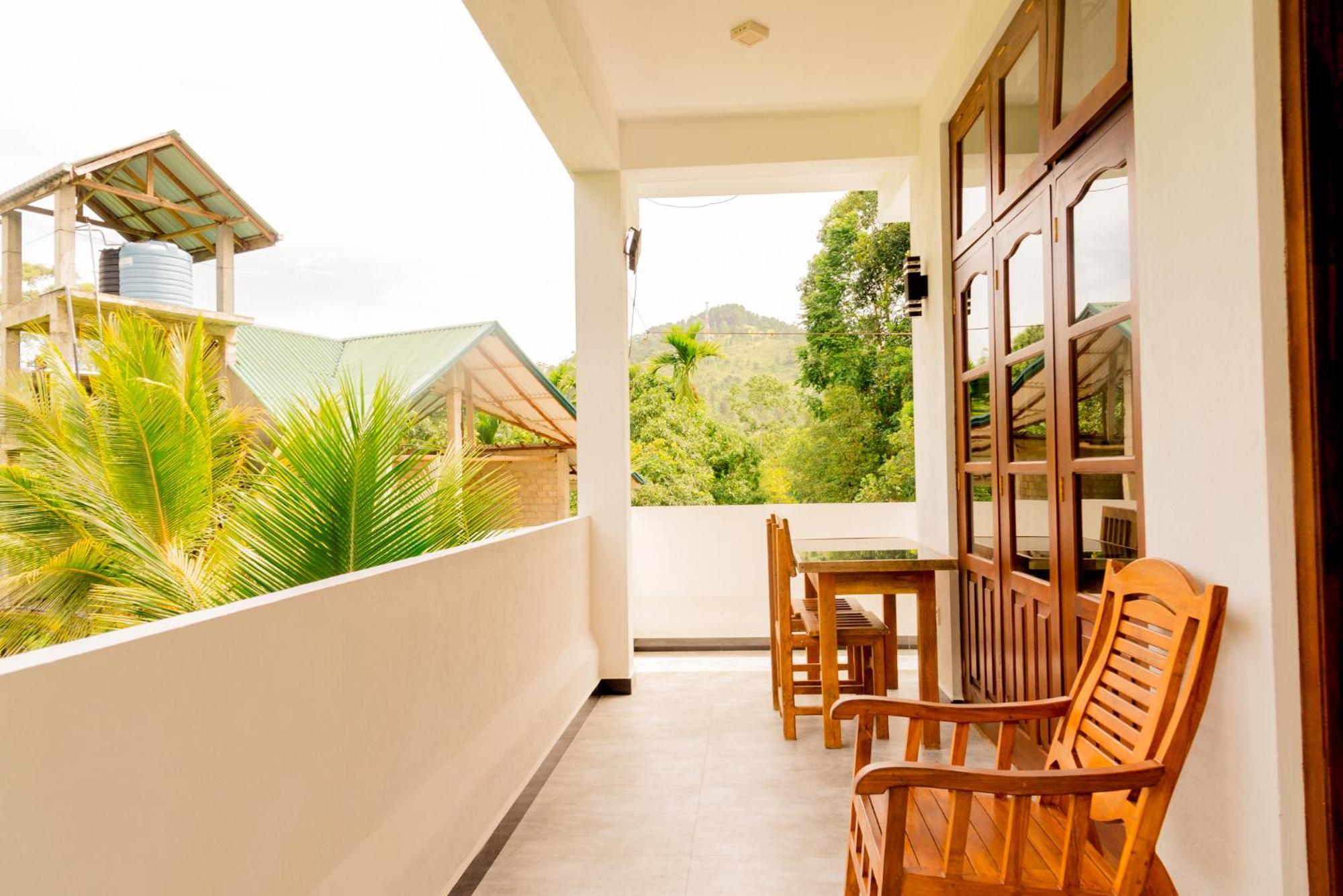 The Blue View Inn Ella