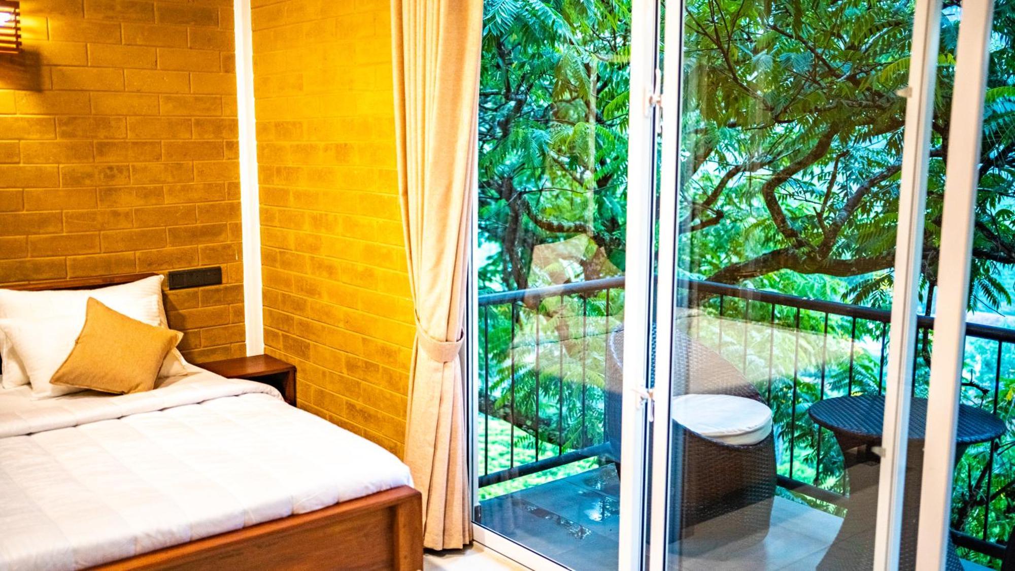 Hotel 90 Degrees 3*