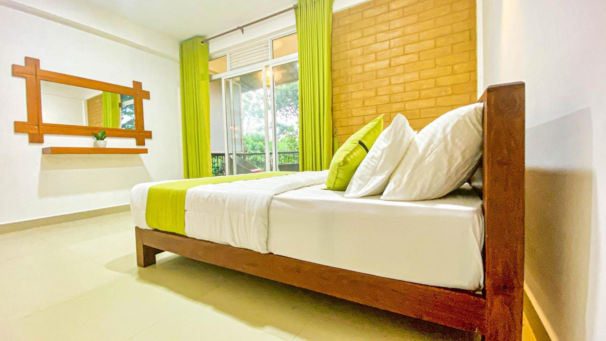 Hotel 90 Degrees 3*