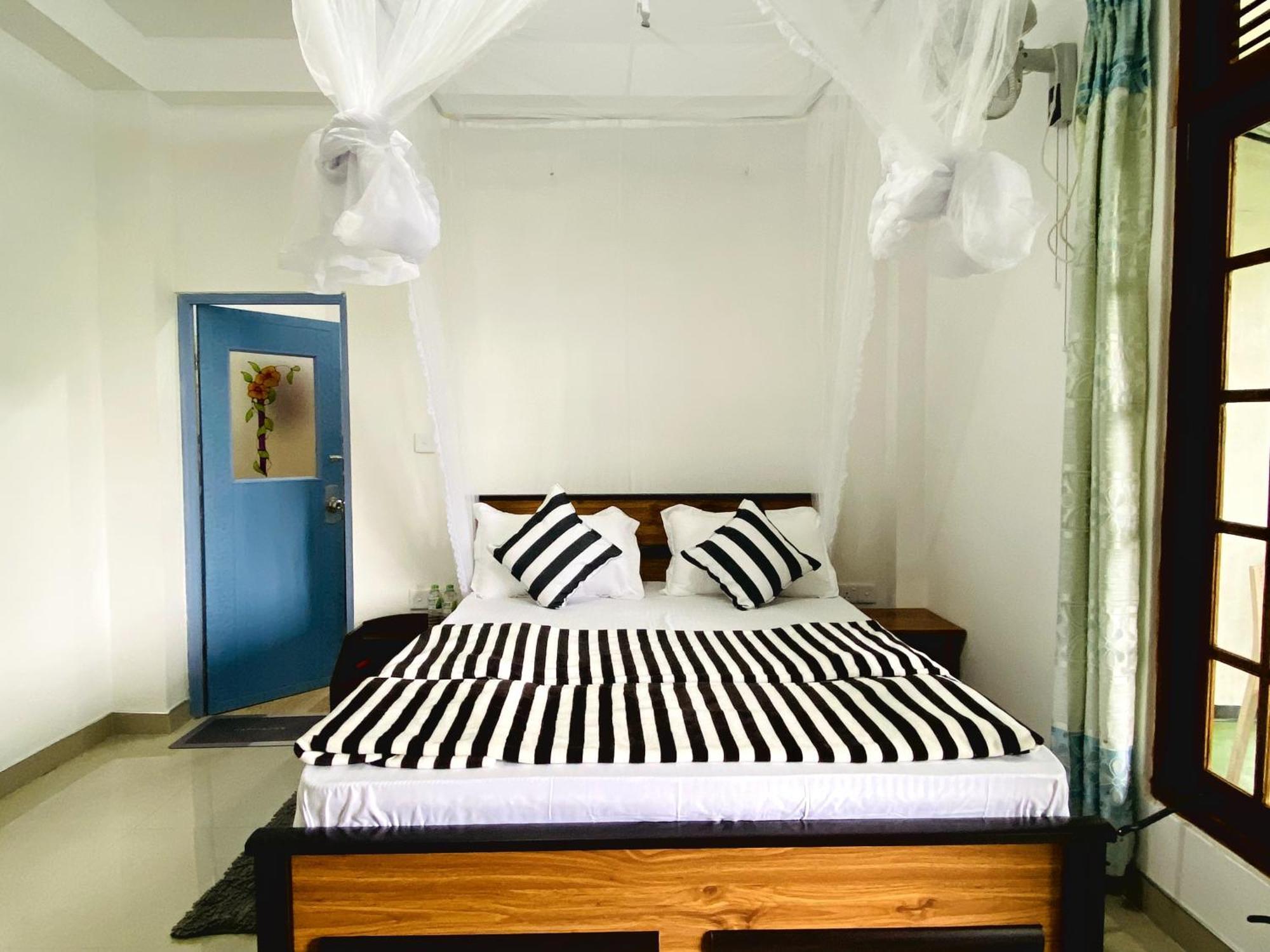 Guest house Curve Ella