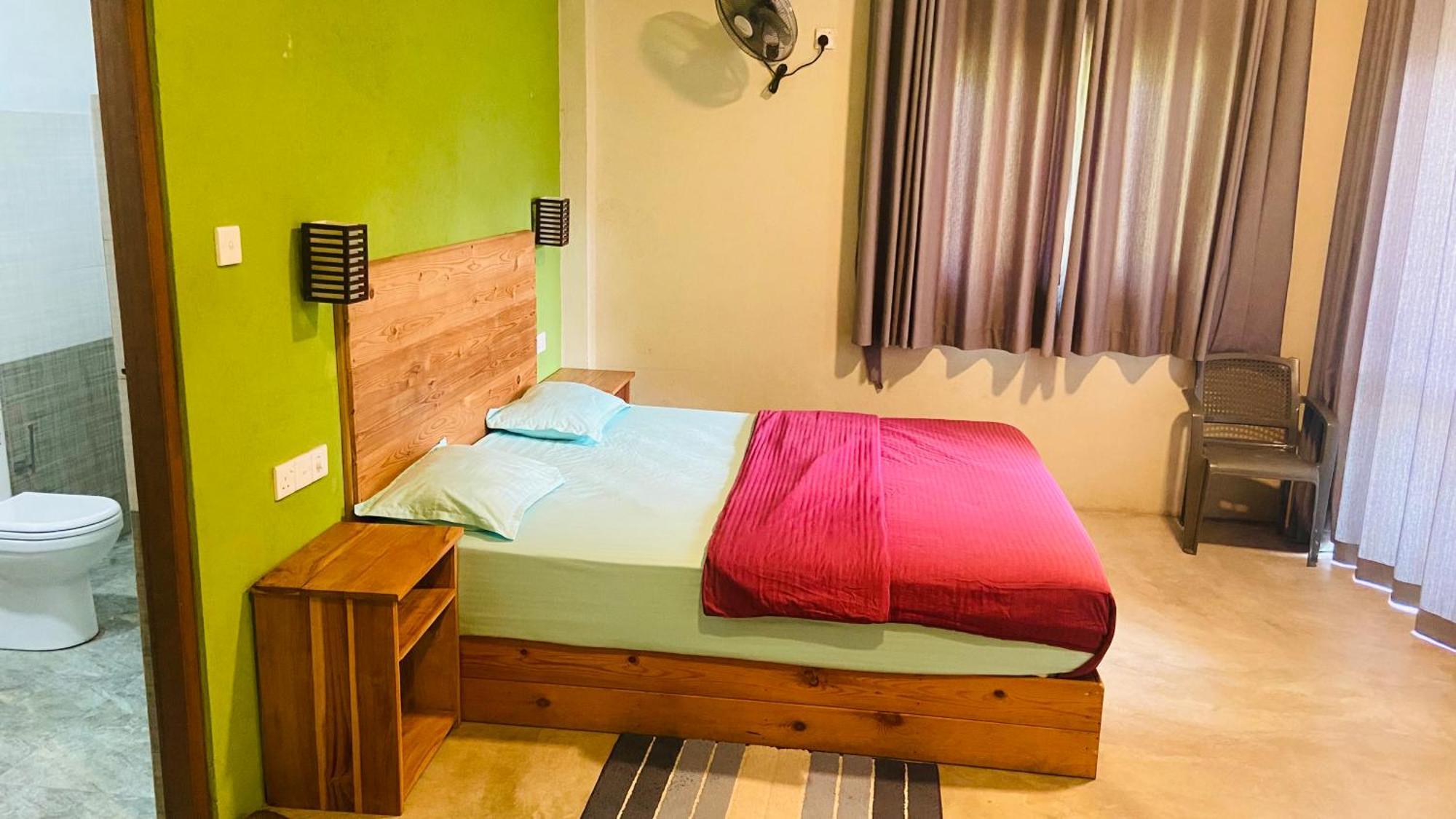 Bed & Breakfast Raveena 4*