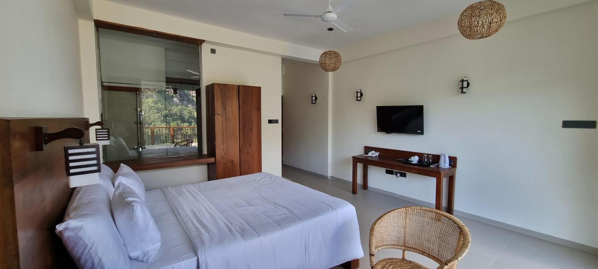 Mandara Mount Hotel 3*
