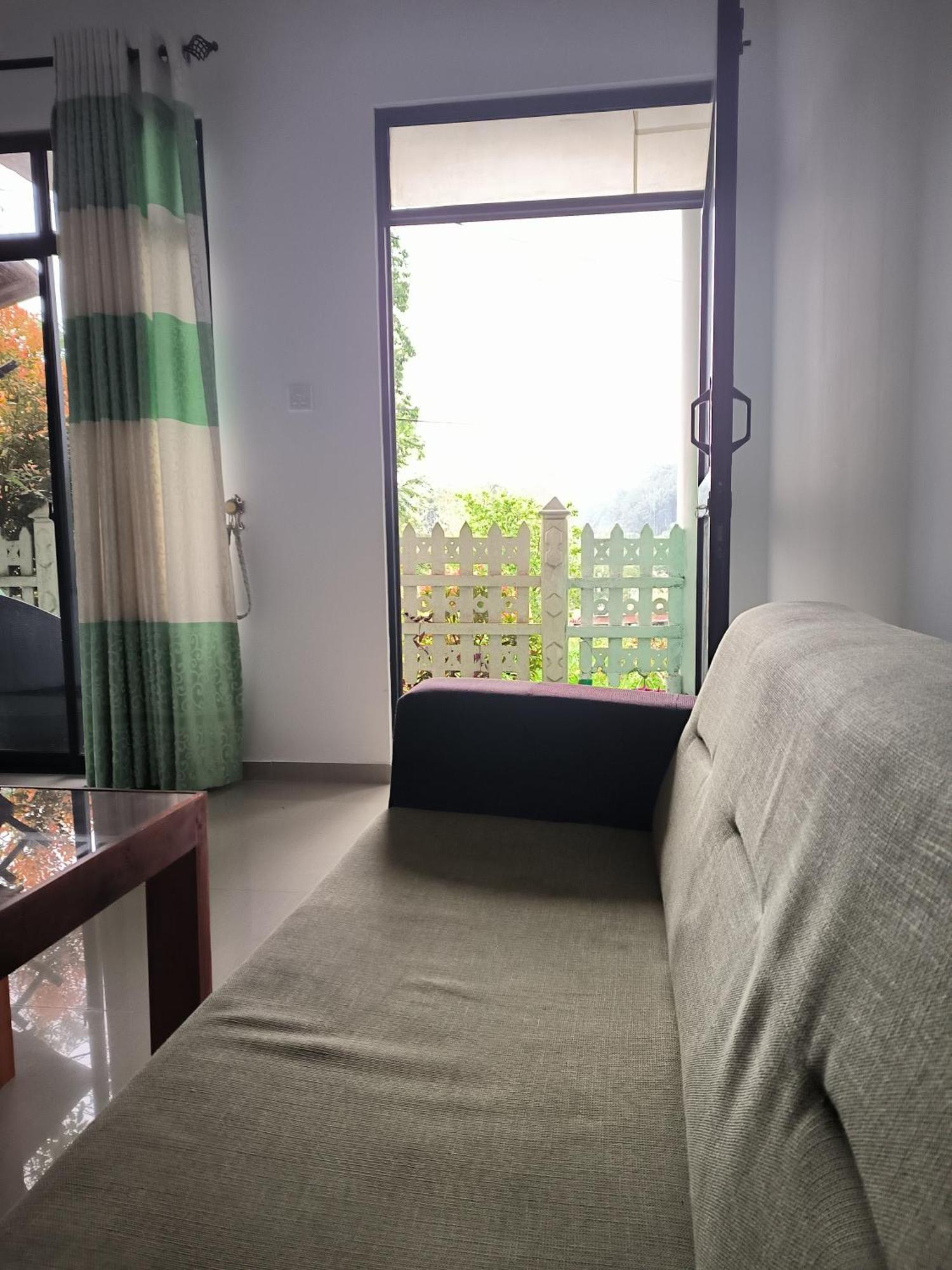 Slon White Elephant Hotel