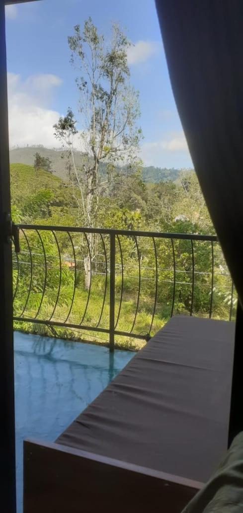 Slon White Elephant Bed & Breakfast *