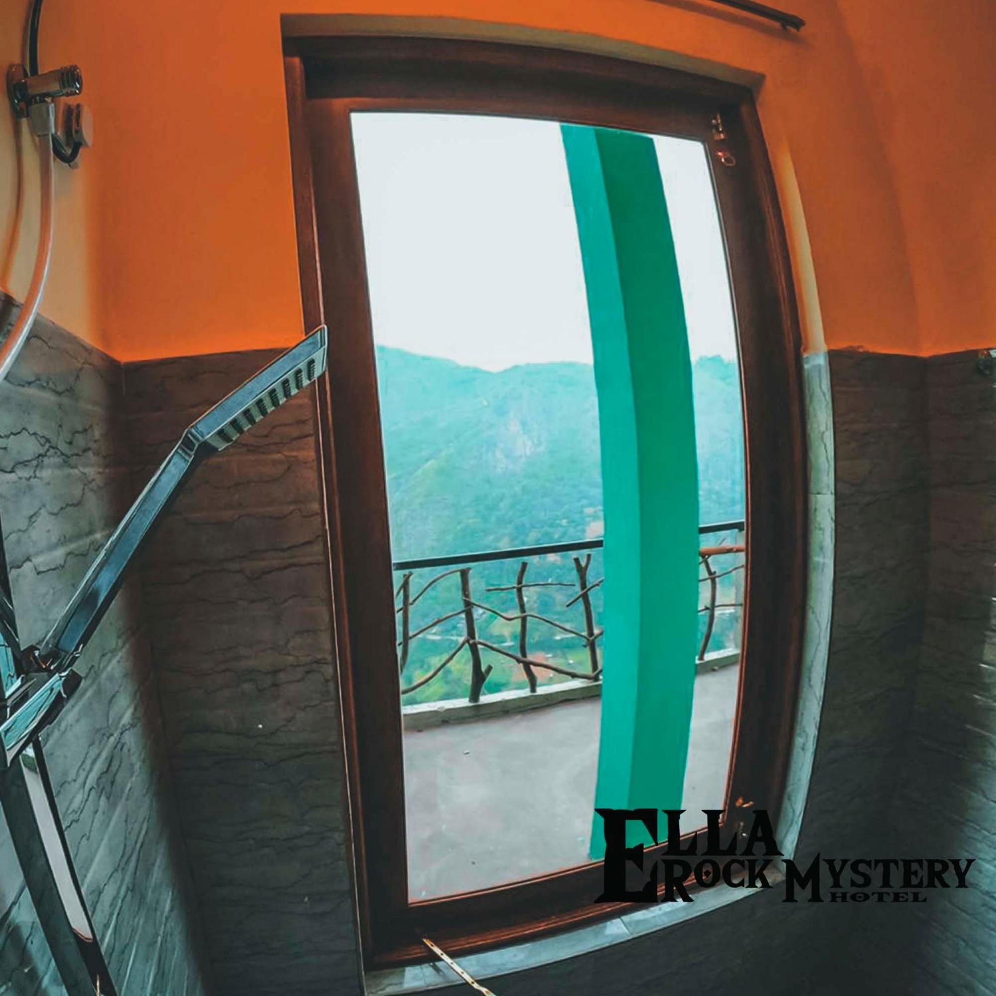 Rock Mystery Guest Hotel