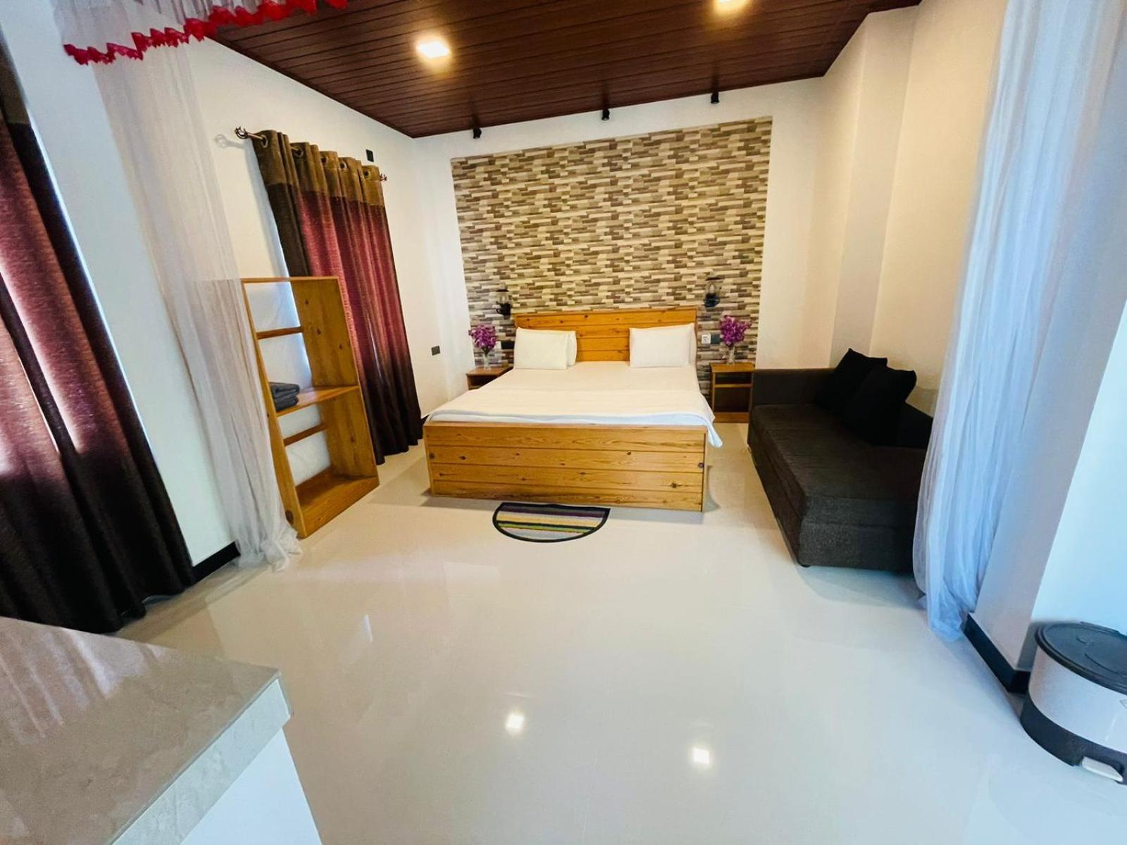 Dhanudi Homestay