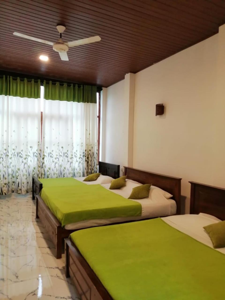 Zenith View Inn Ella