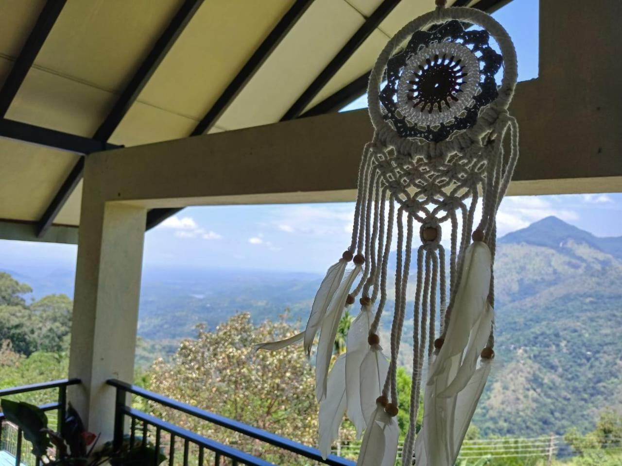 Awesome Place Hotel 3*