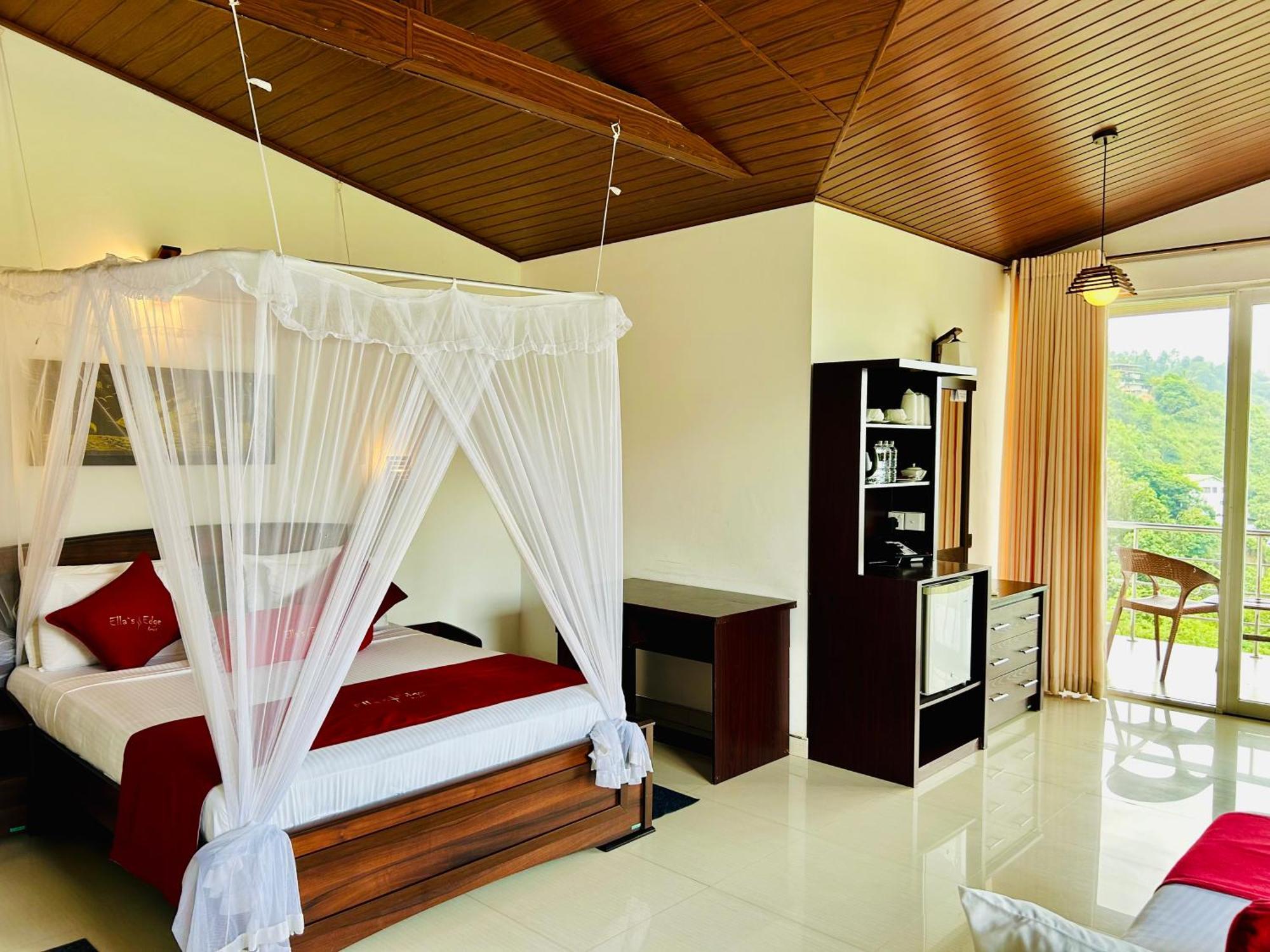 Ella's Edge Hotel