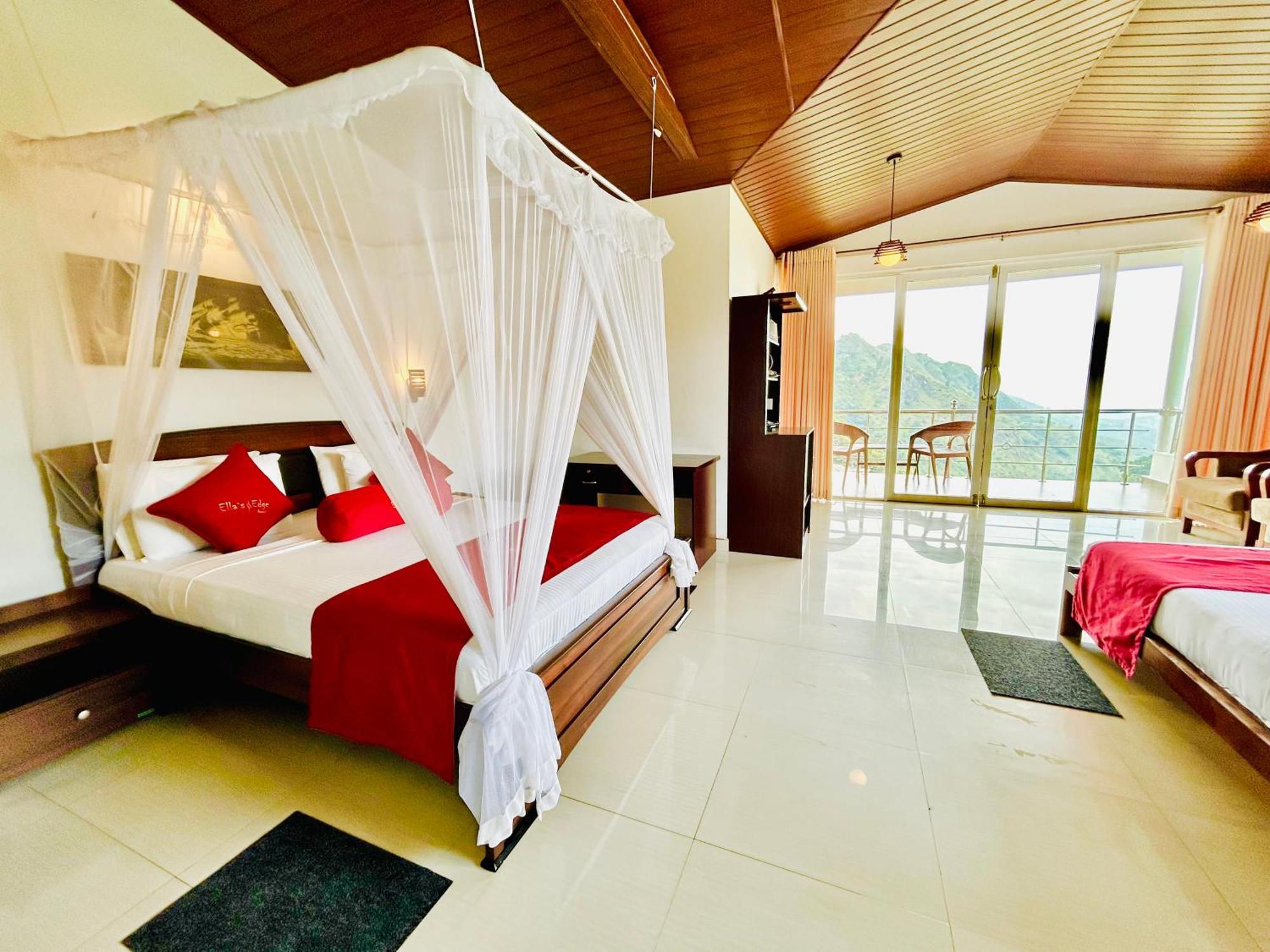 Ella's Edge Hotel *