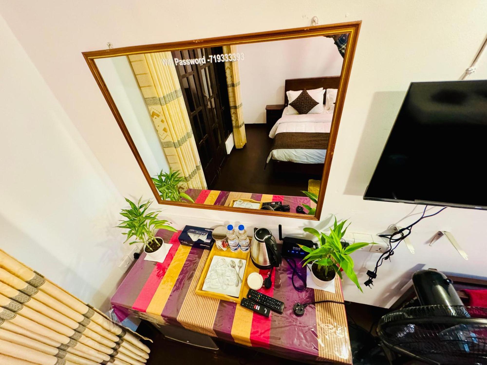 Rock Grand View Guest house Ella