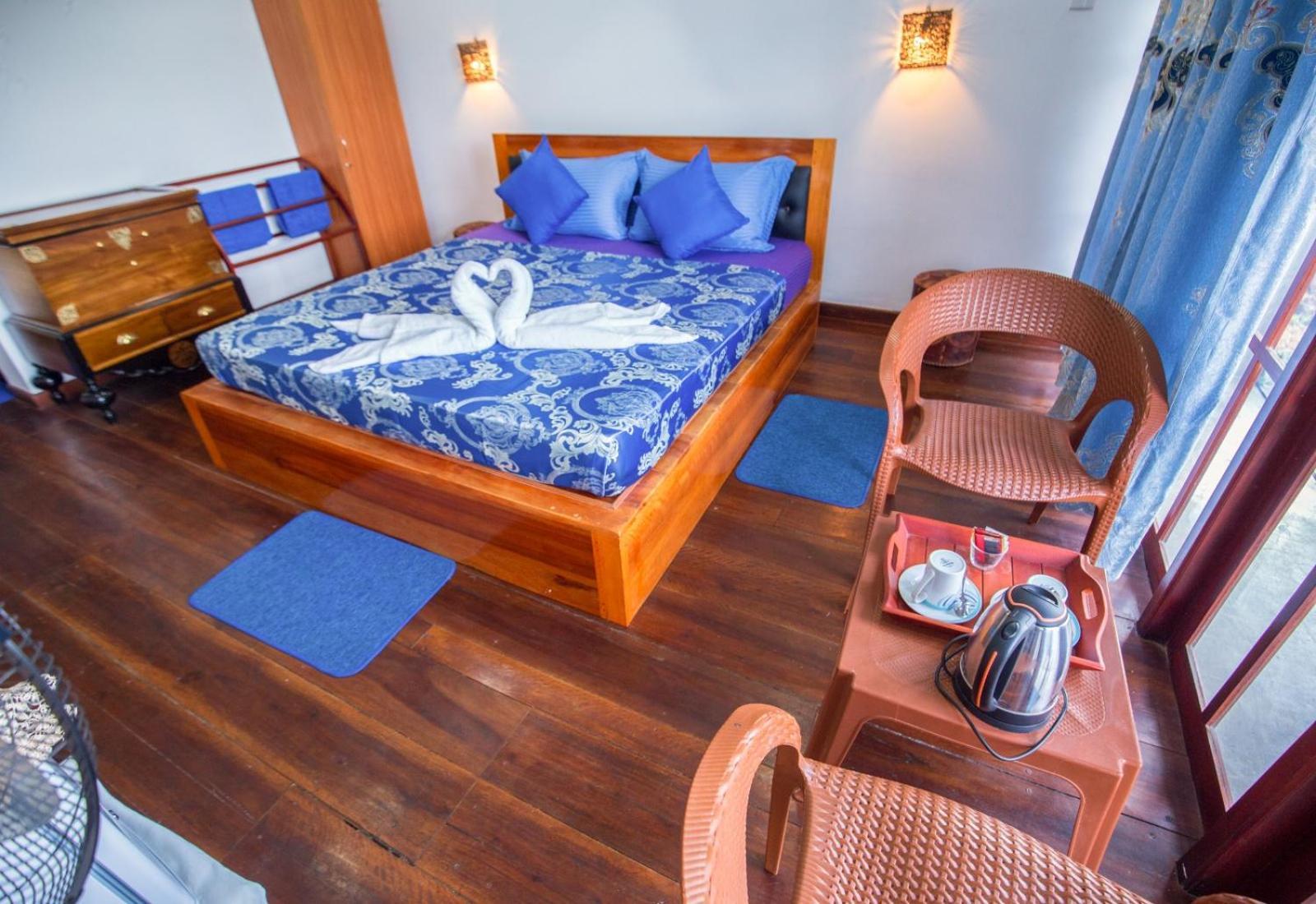 Inn Rawana Den 3*