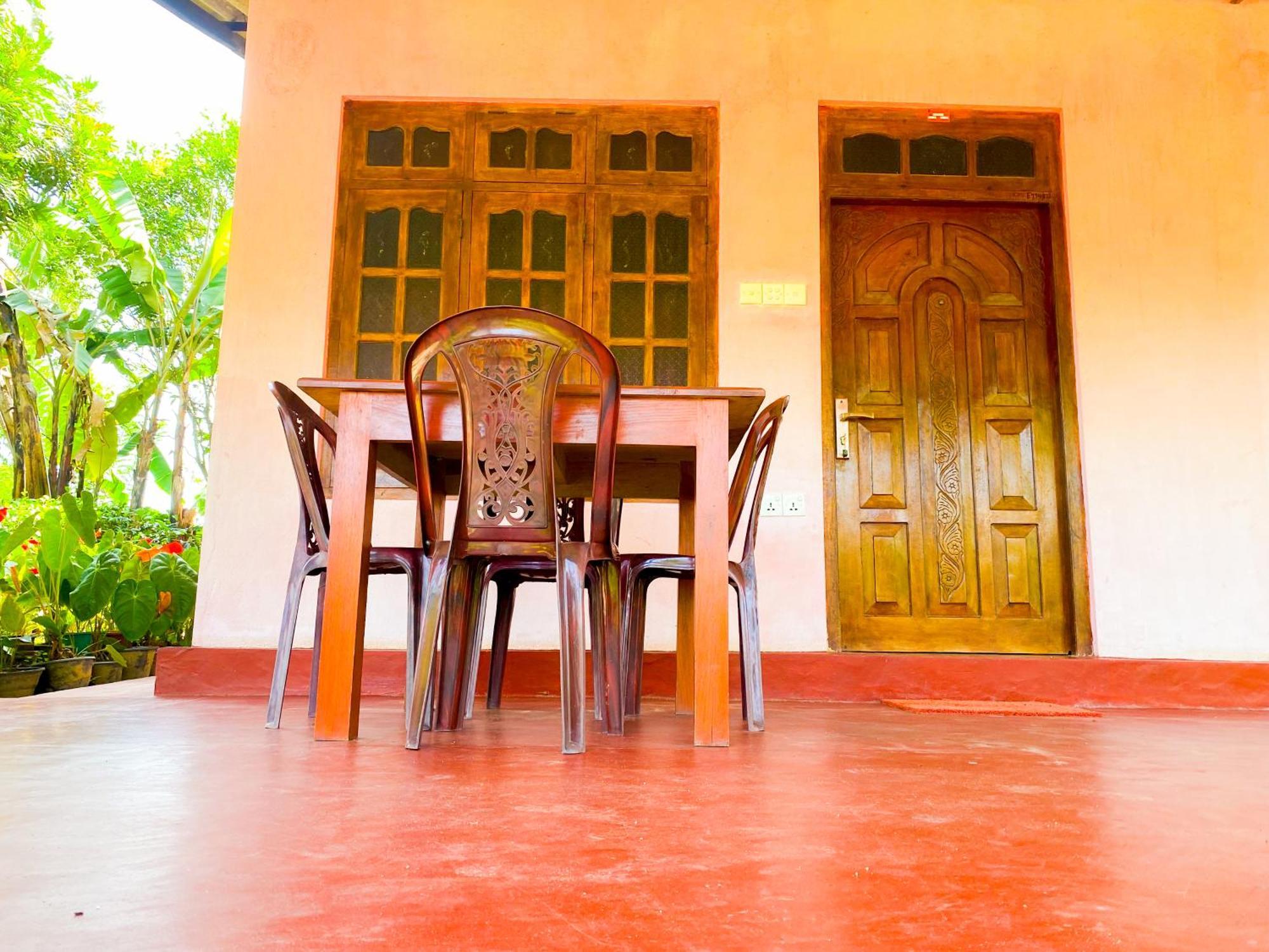 Nine Arch Guest house Ella