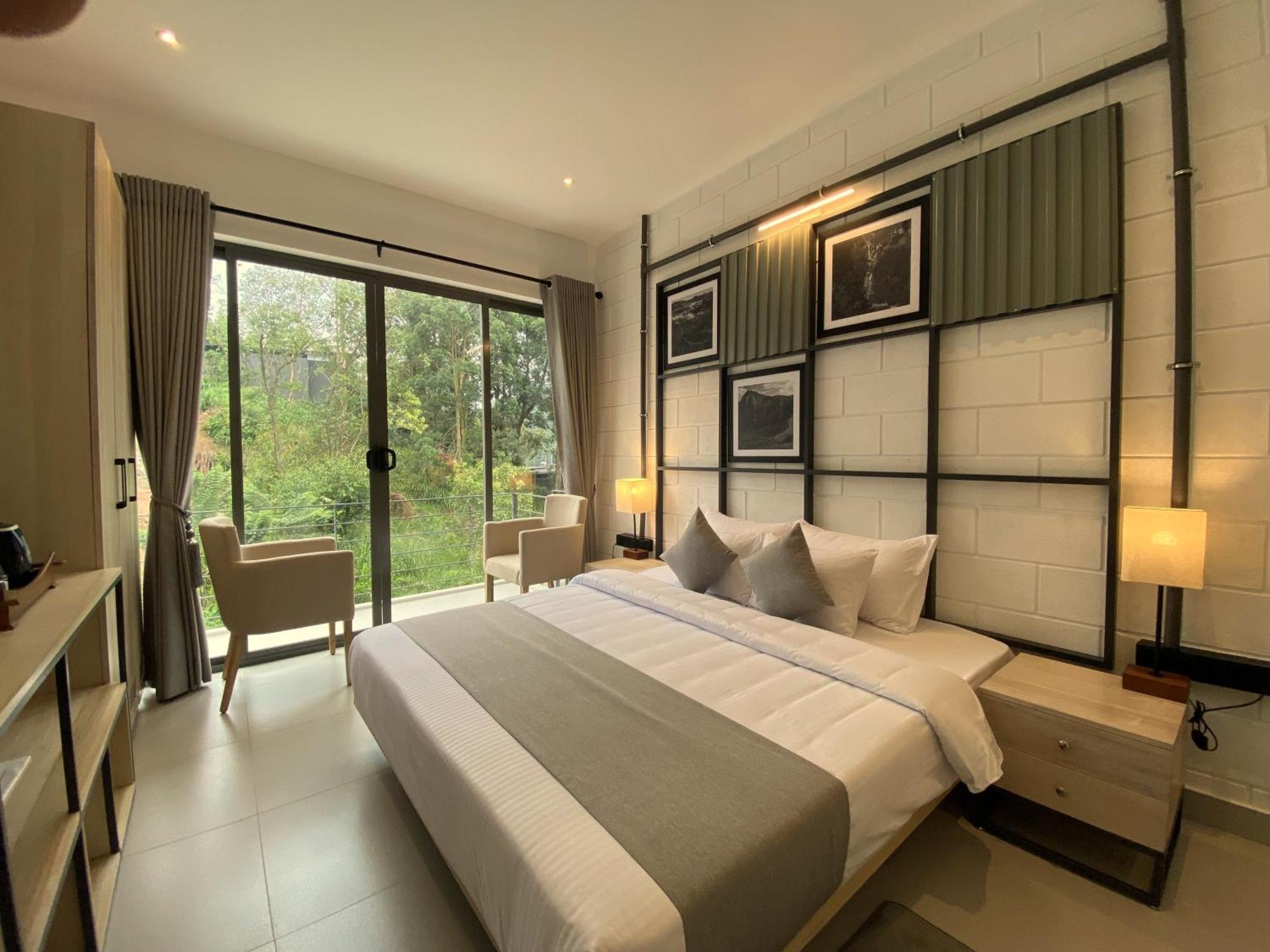Onrock Hotel