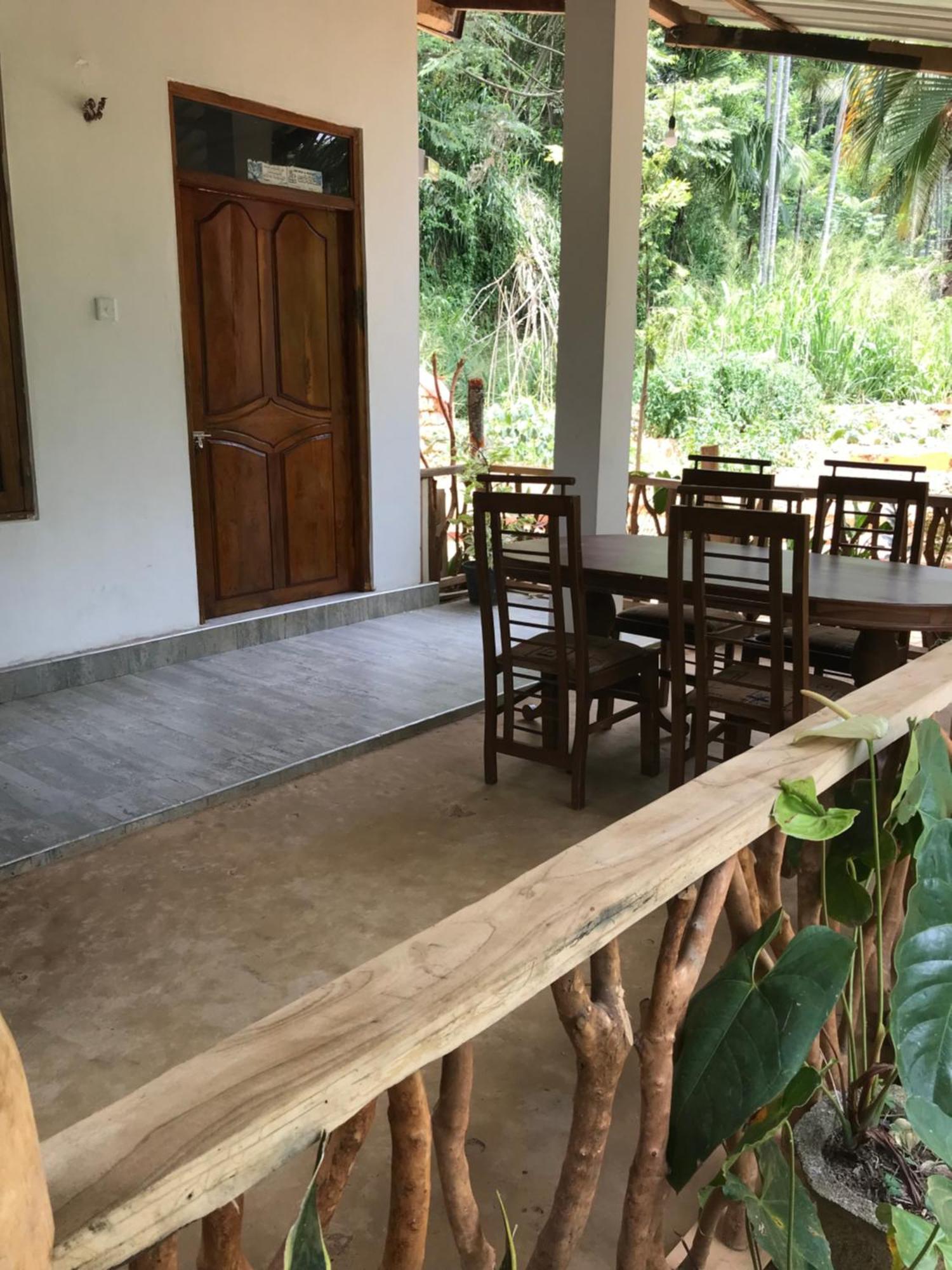 Guest house Rawana *