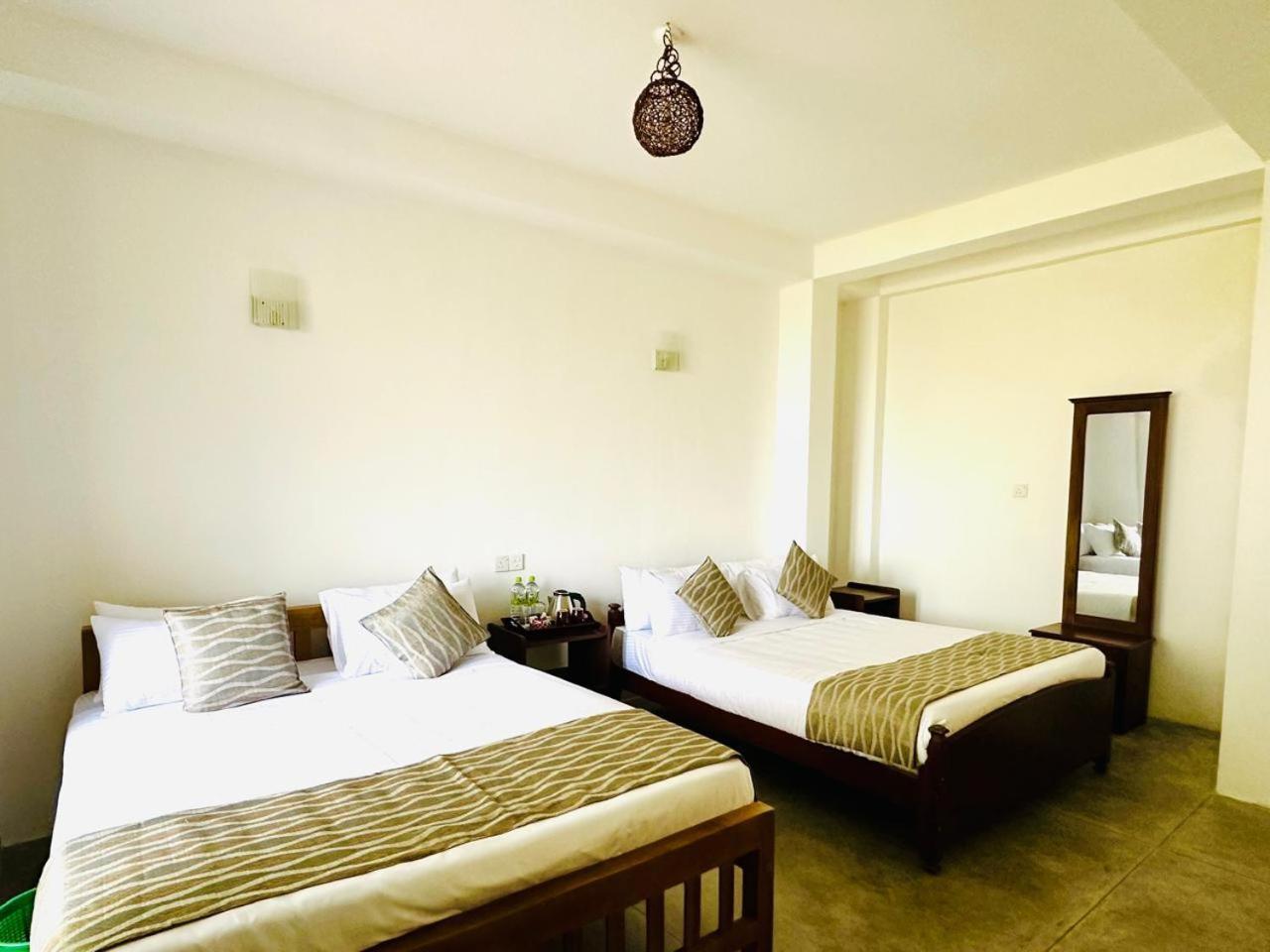 Bed & Breakfast La Riya - 05 Minutes To Town