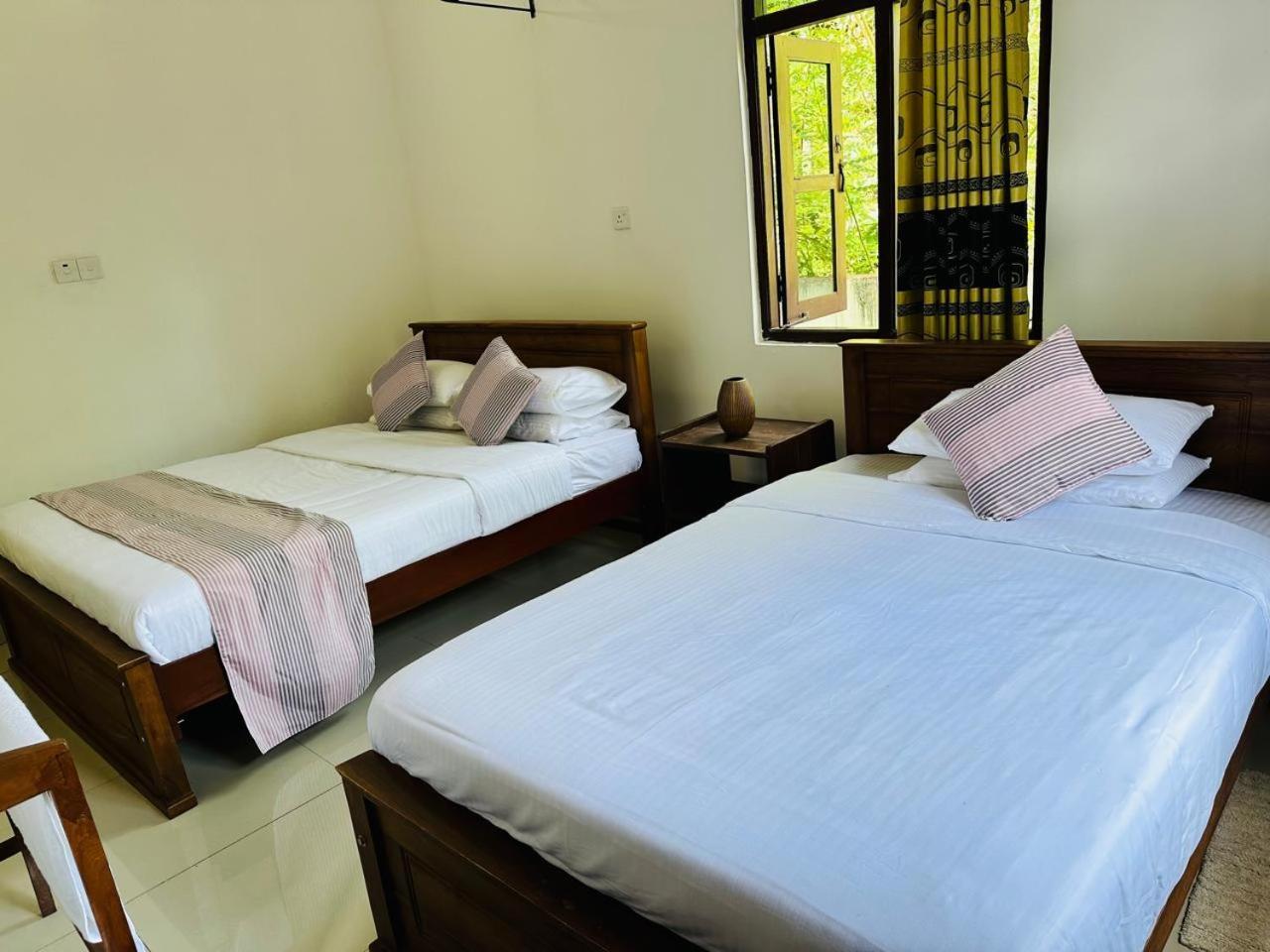 La Riya - 05 Minutes To Town Bed & Breakfast