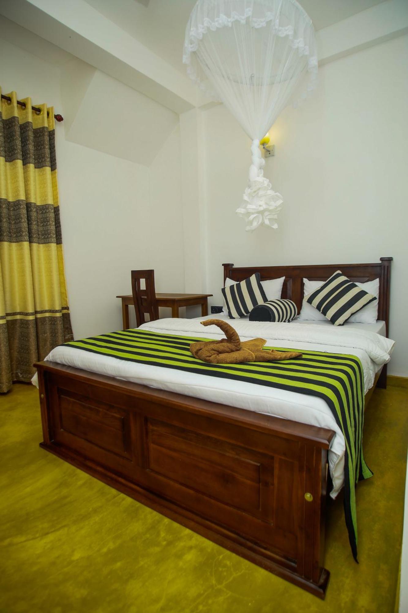 Dinaro Guest Guest house 3*