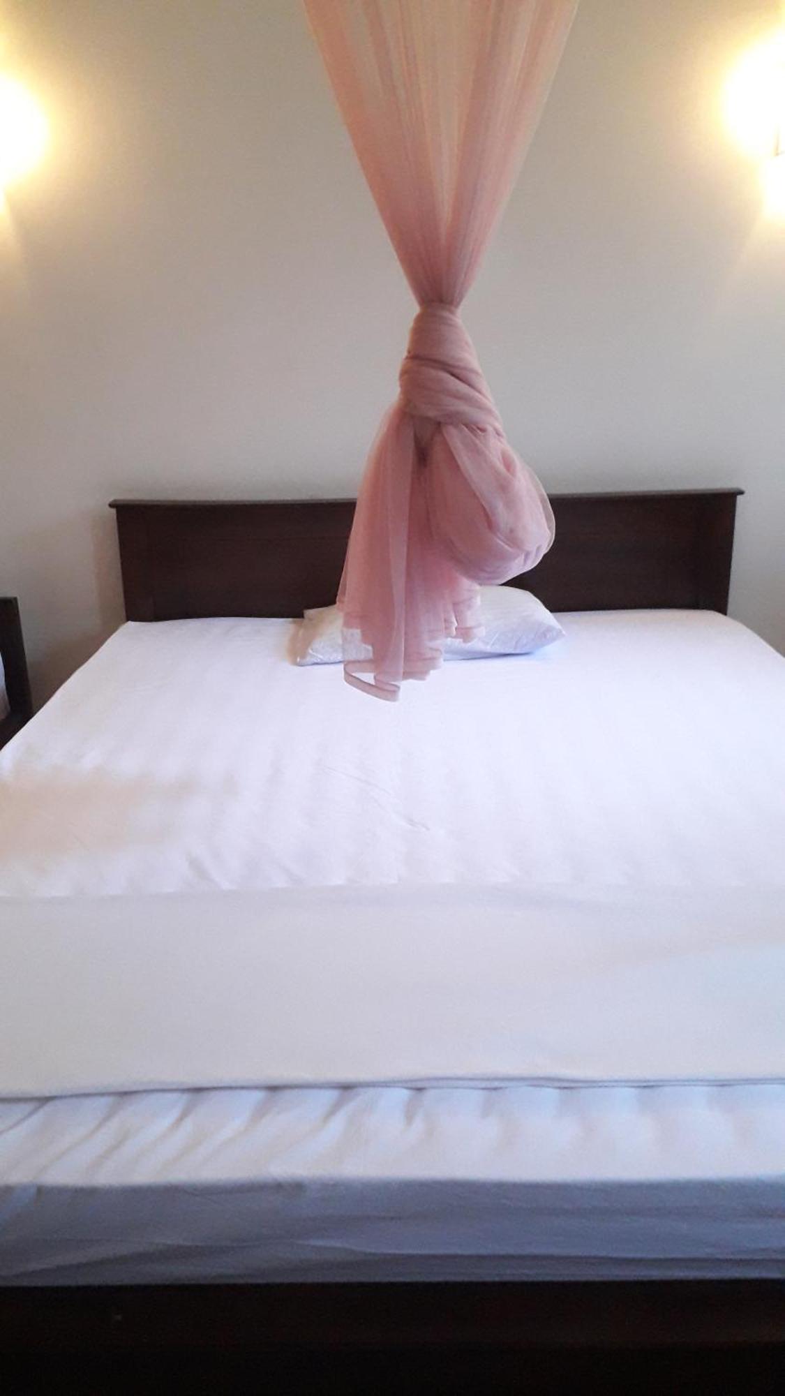 Royal Grand Guest Guest house *