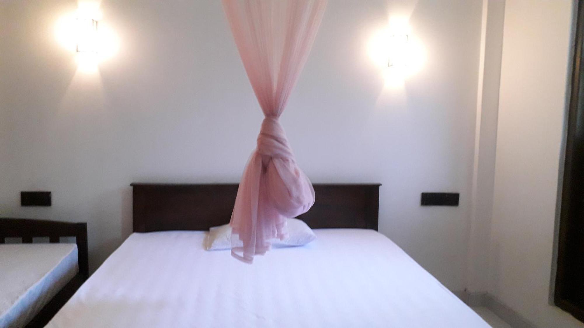Royal Grand Guest Guest house Ella