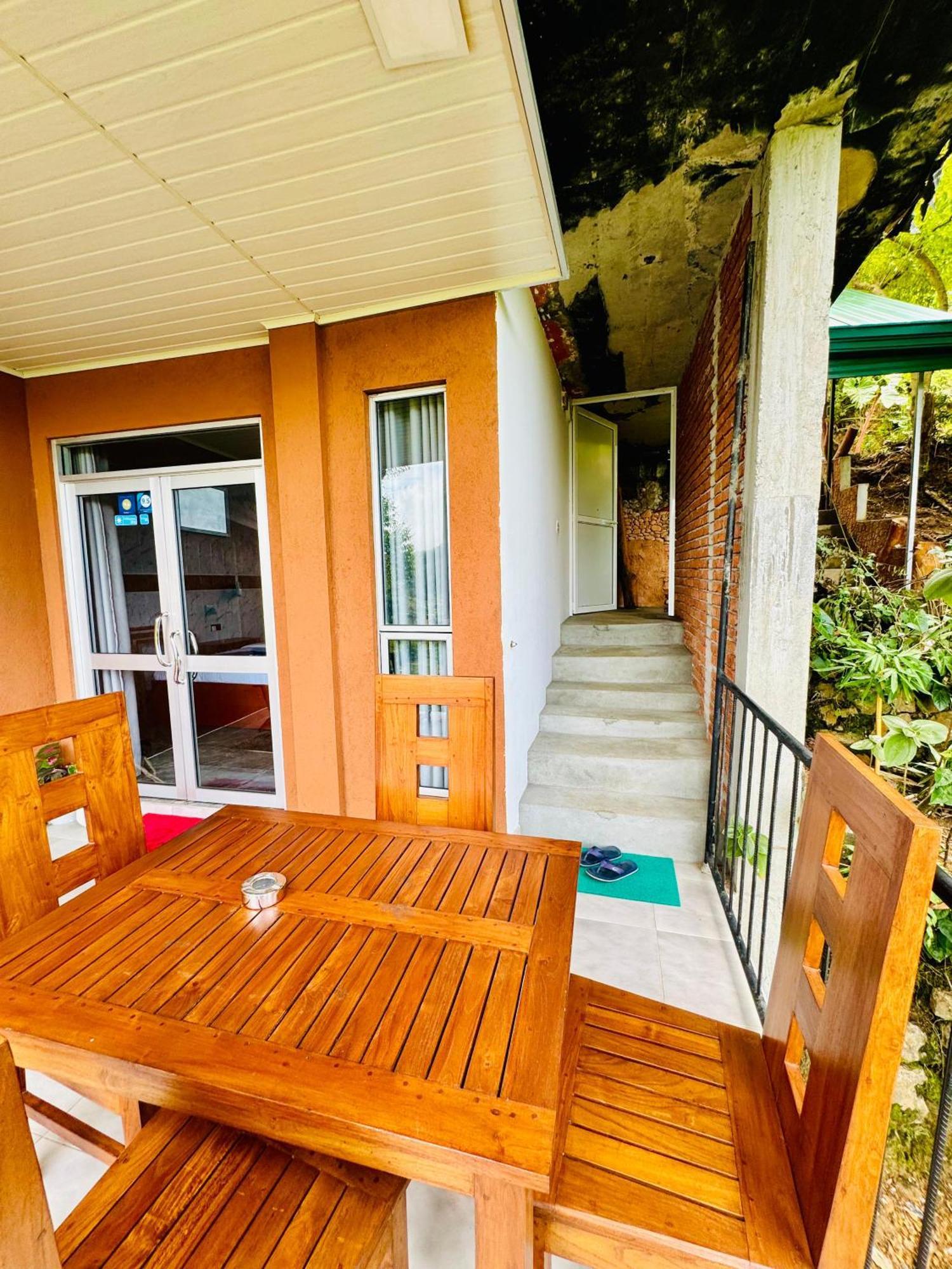 Will Guest Homestay