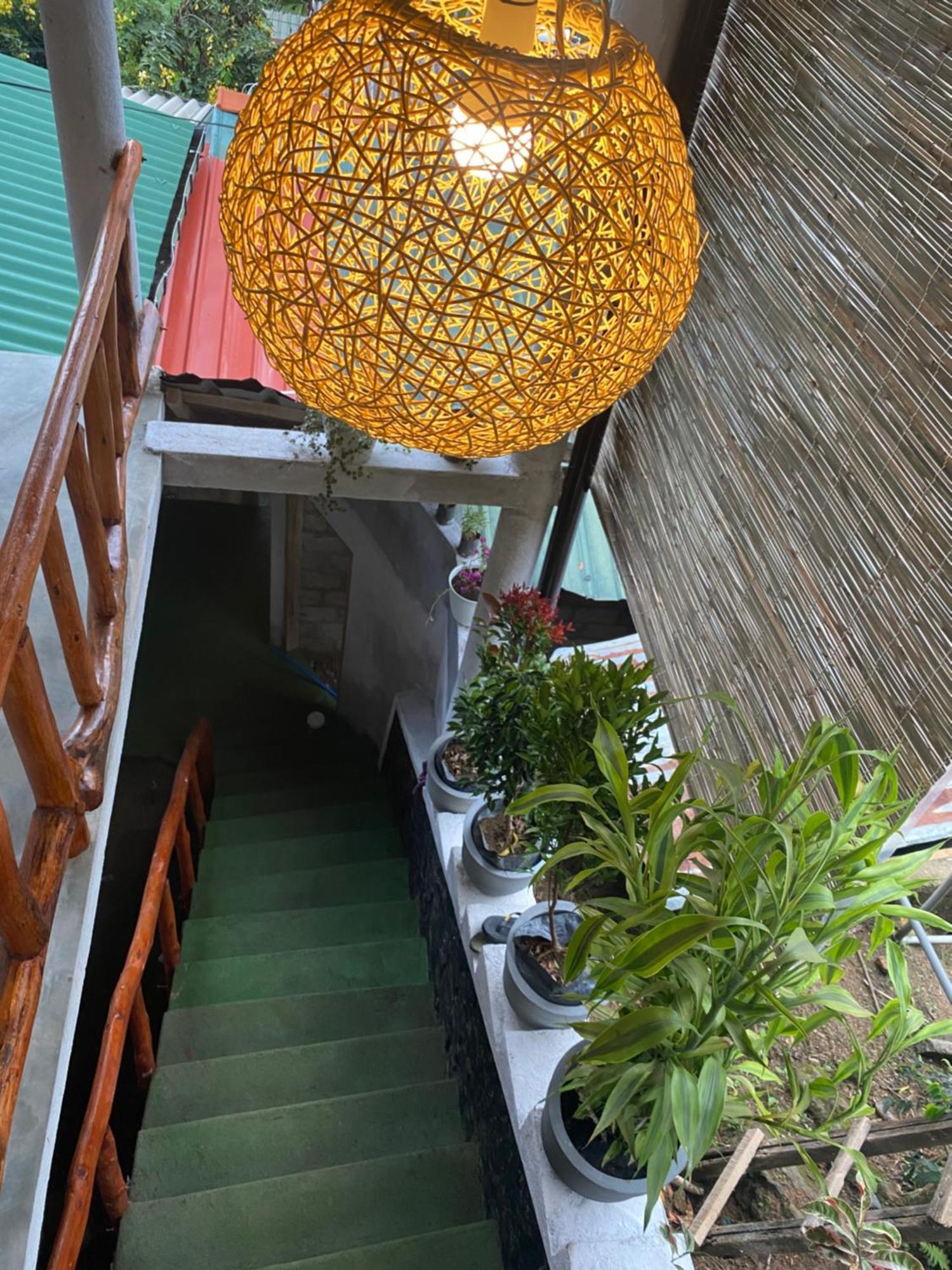 Cozy Waterfall Road Hotel *