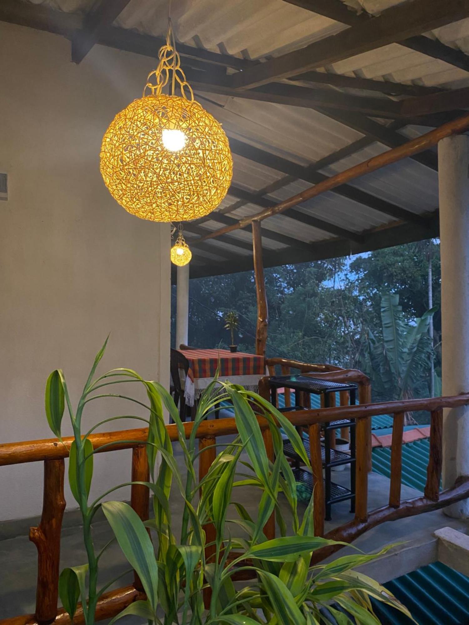 Cozy Waterfall Road Hotel