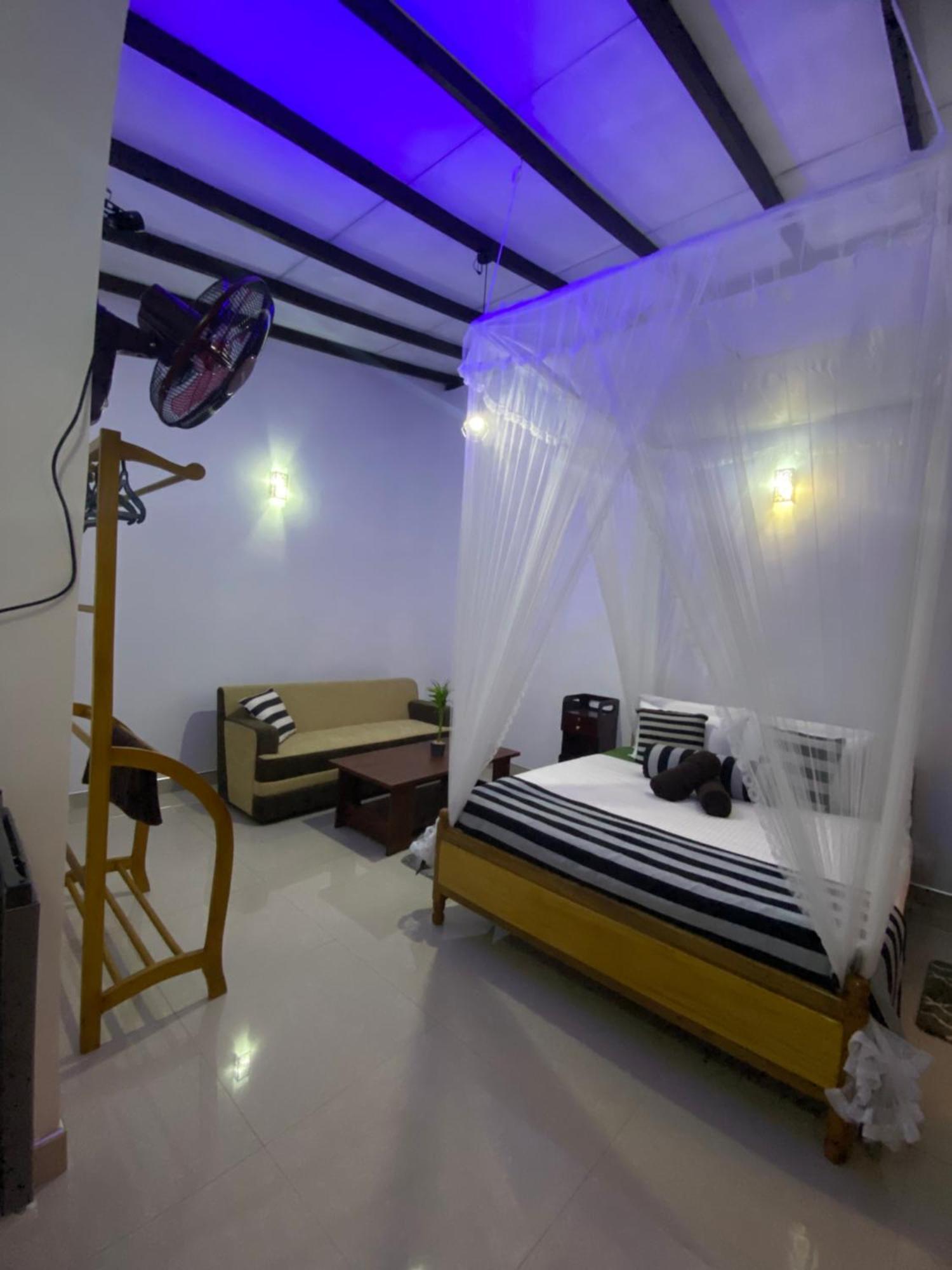 Cozy Waterfall Road Hotel Ella