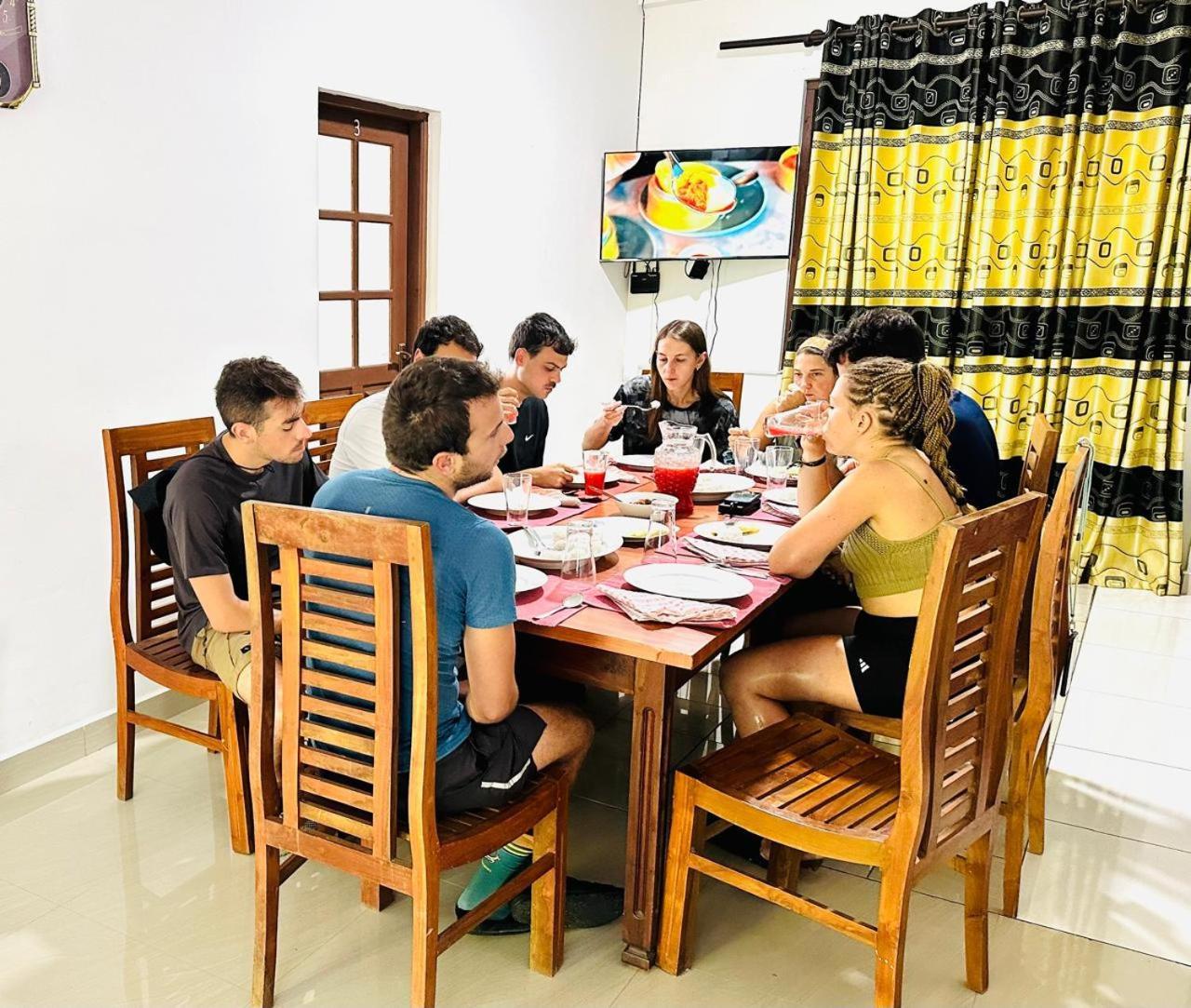 Bed & Breakfast La Riya - 05 Minutes To Town