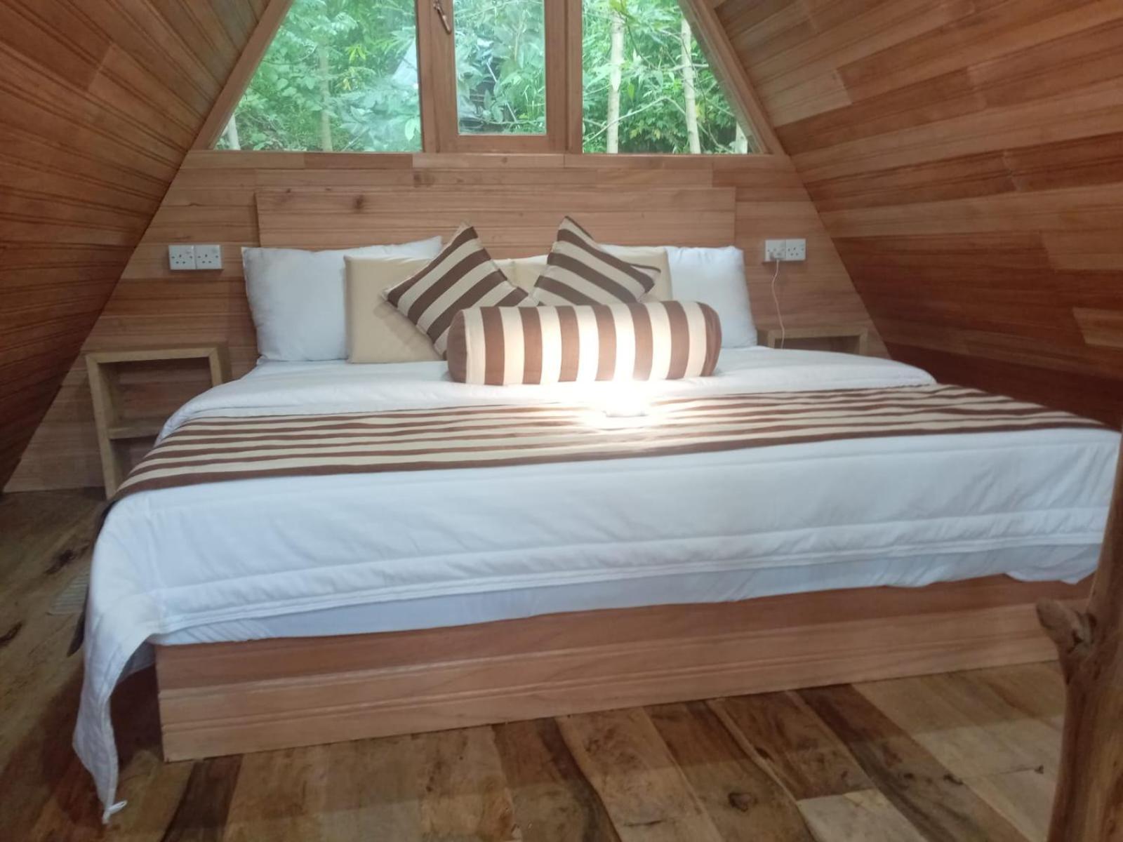 Resort Eco Village *