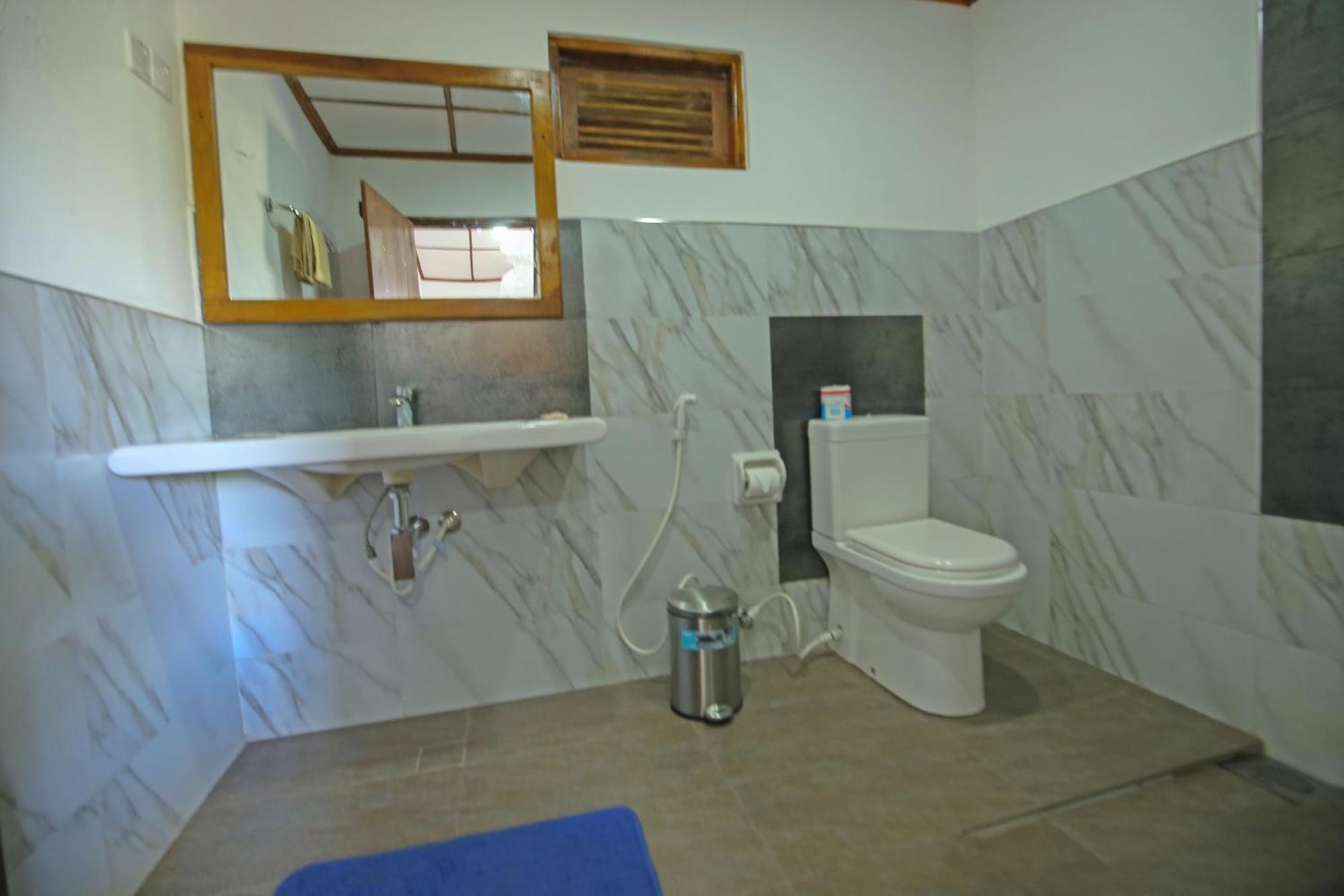 Inn Rawana Den 3*