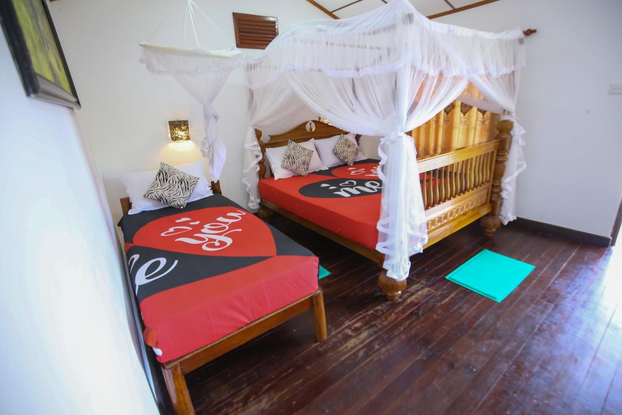 Inn Rawana Den 3*