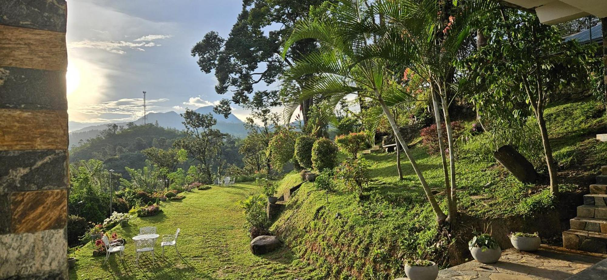 Villa Sithara Estate *